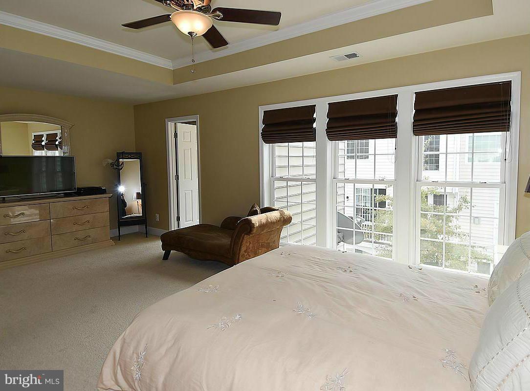 POTOMAC CLUB - Residential Lease