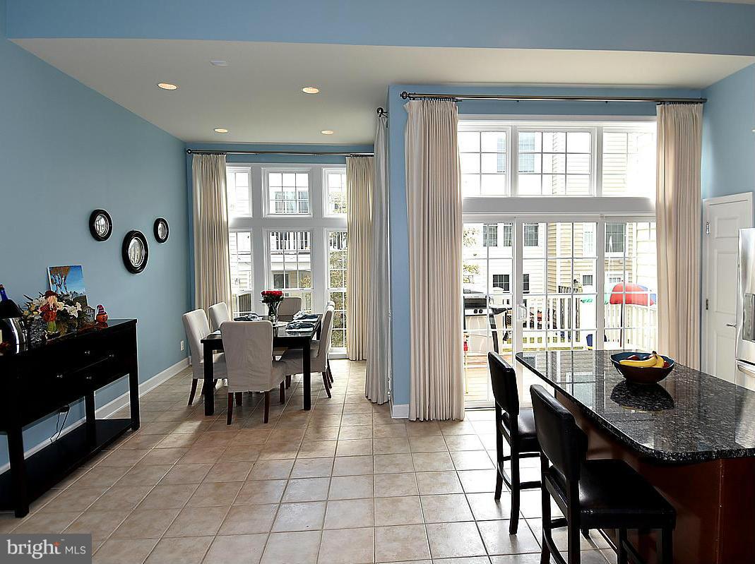 POTOMAC CLUB - Residential Lease