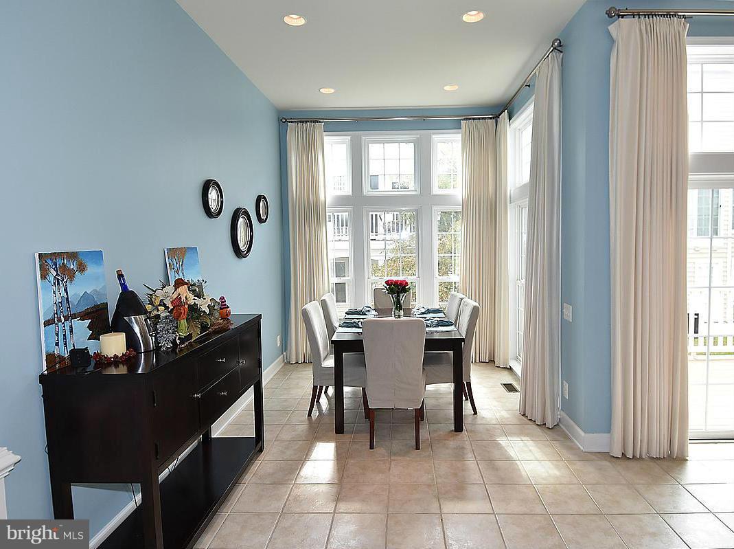 POTOMAC CLUB - Residential Lease