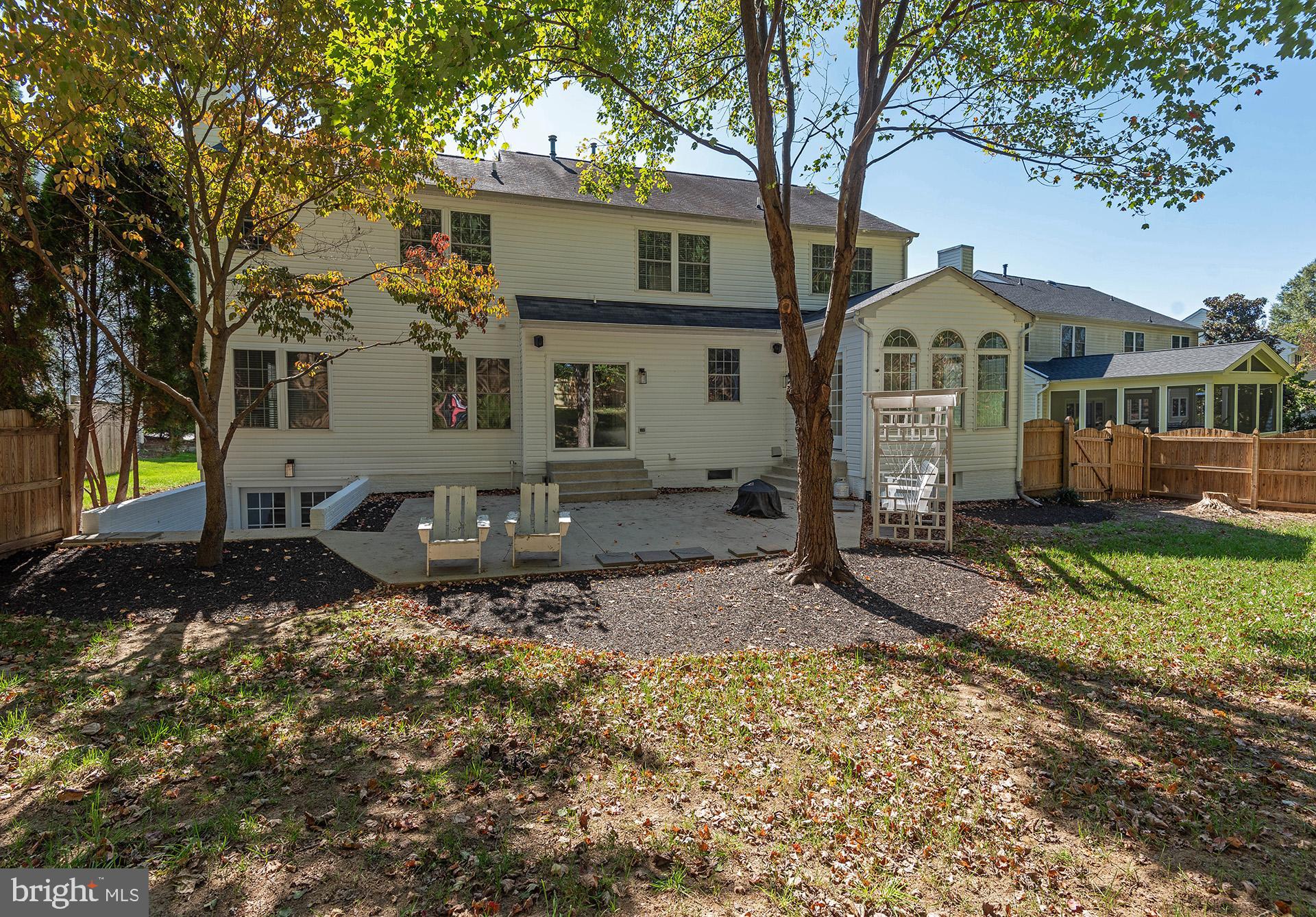 CROFTON VALLEY - Residential