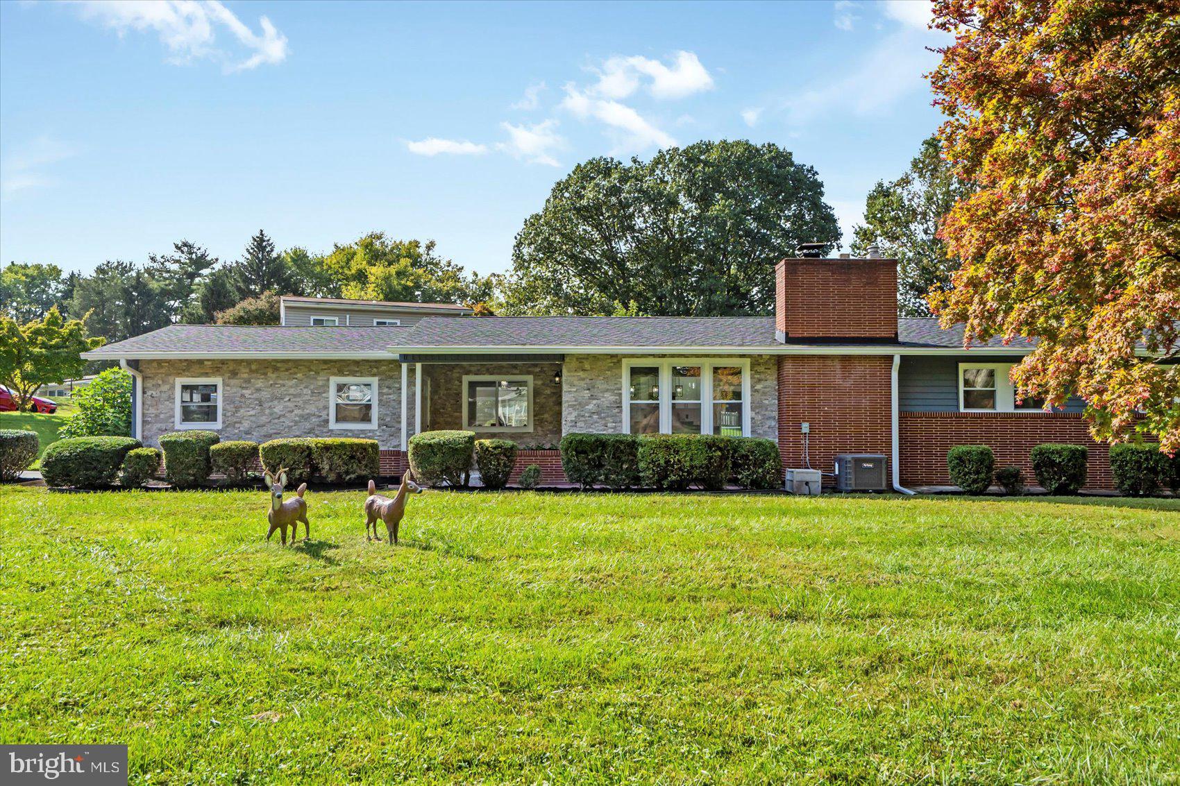 COLUMBIA HILLS - Residential