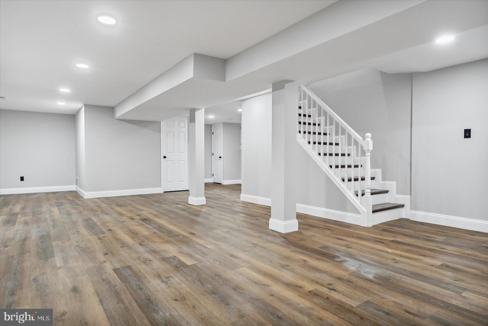 COLUMBIA HILLS - Residential