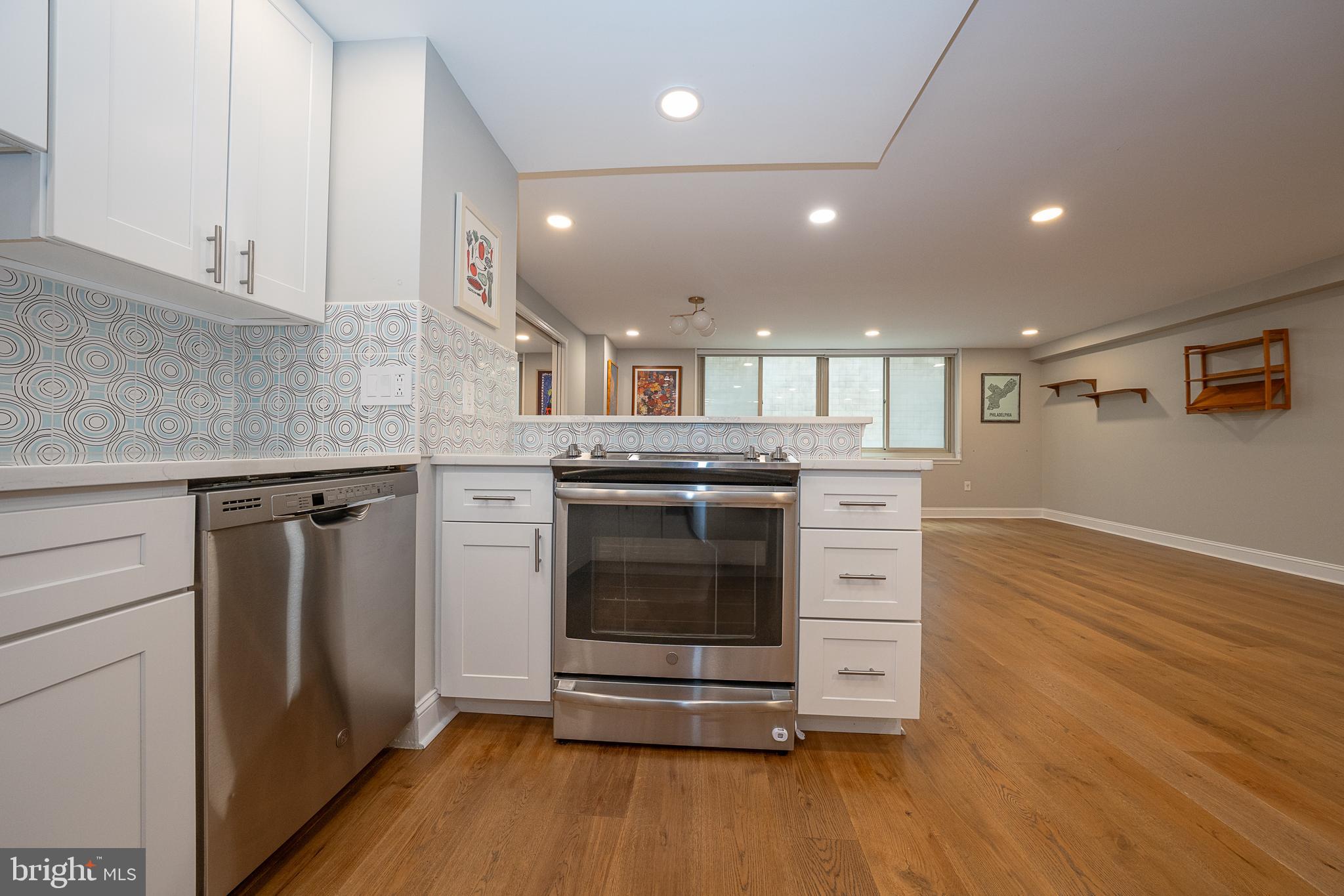 RITTENHOUSE SQUARE - Residential