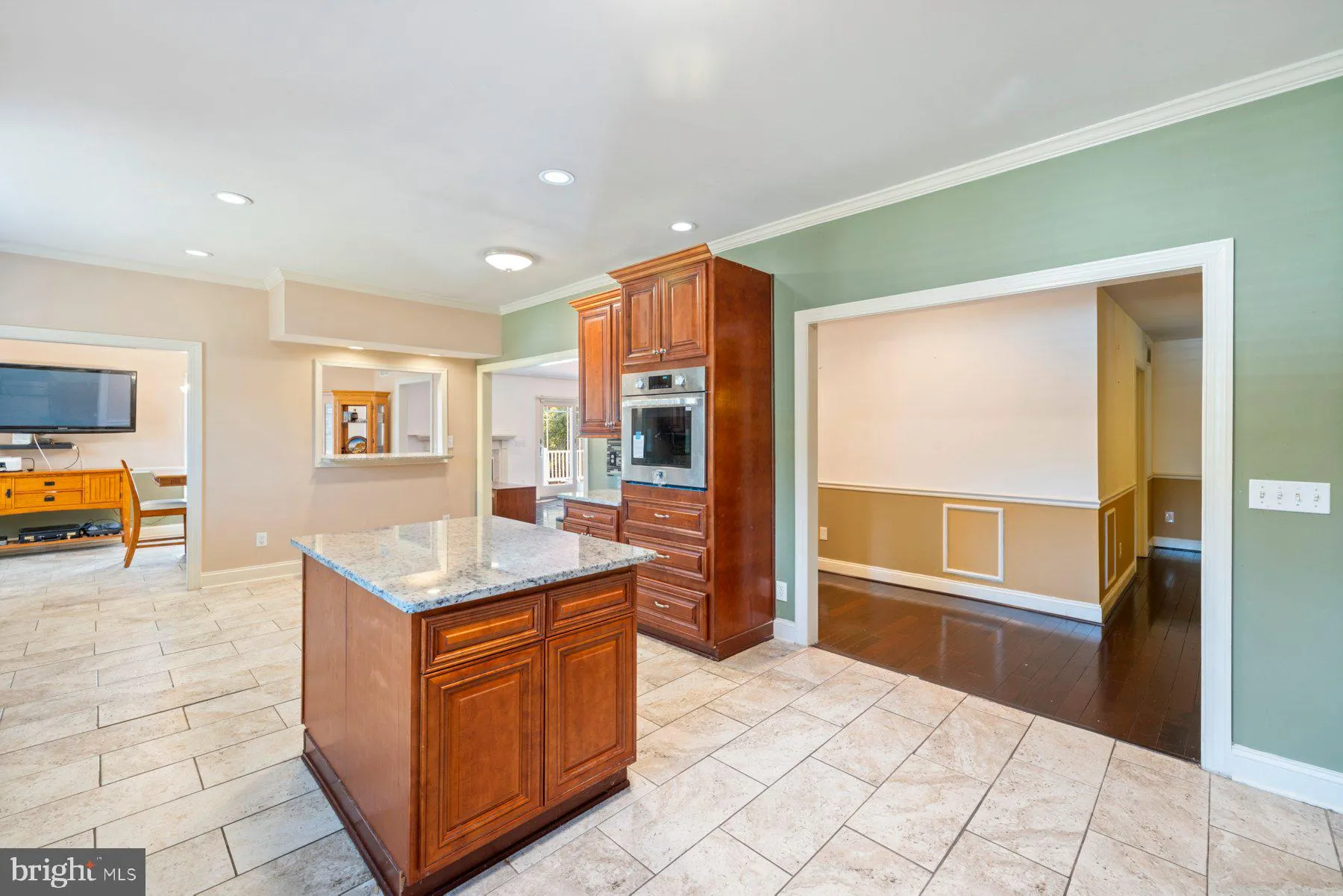 Pasadena, Maryland 21122, United States, 6 Bedrooms Bedrooms, ,6 BathroomsBathrooms,Residential,Pending,51493