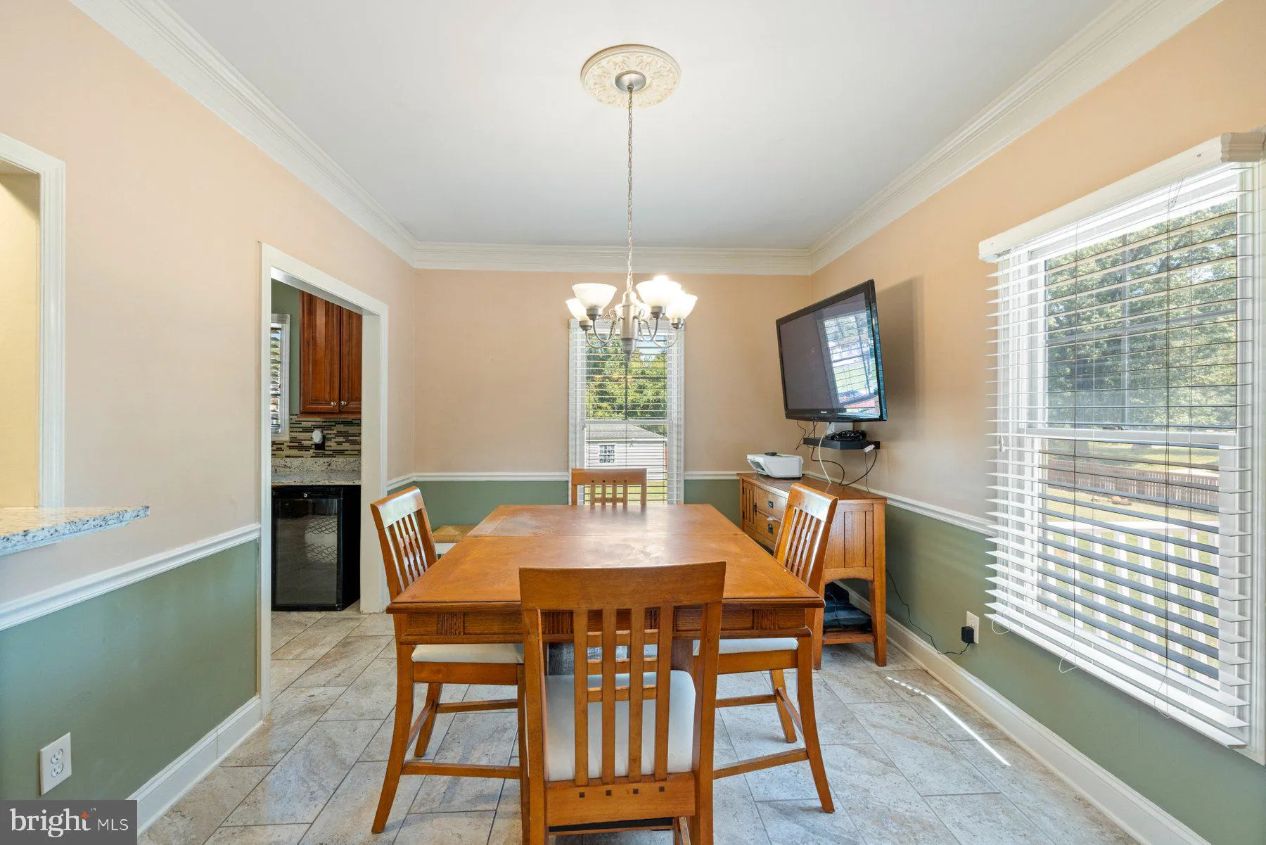 Pasadena, Maryland 21122, United States, 6 Bedrooms Bedrooms, ,6 BathroomsBathrooms,Residential,Pending,51493