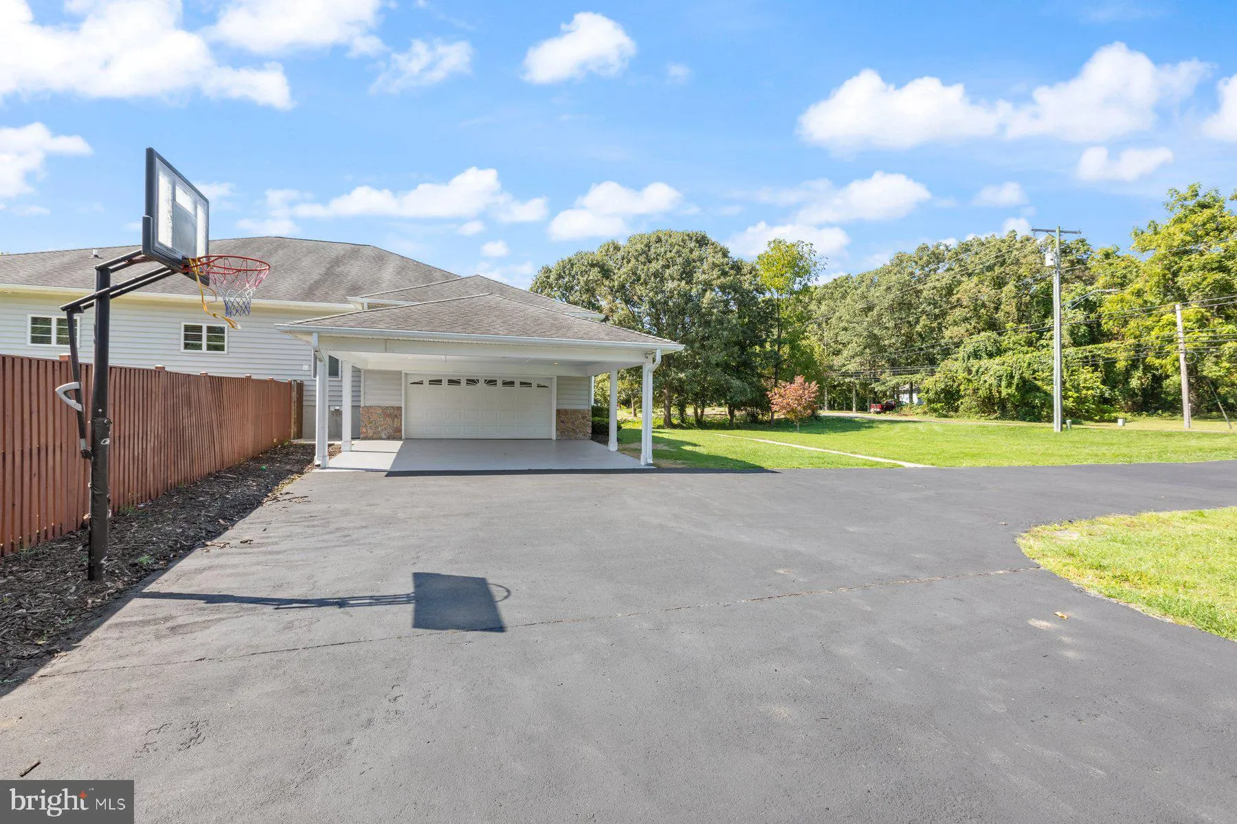 Pasadena, Maryland 21122, United States, 6 Bedrooms Bedrooms, ,6 BathroomsBathrooms,Residential,Pending,51493