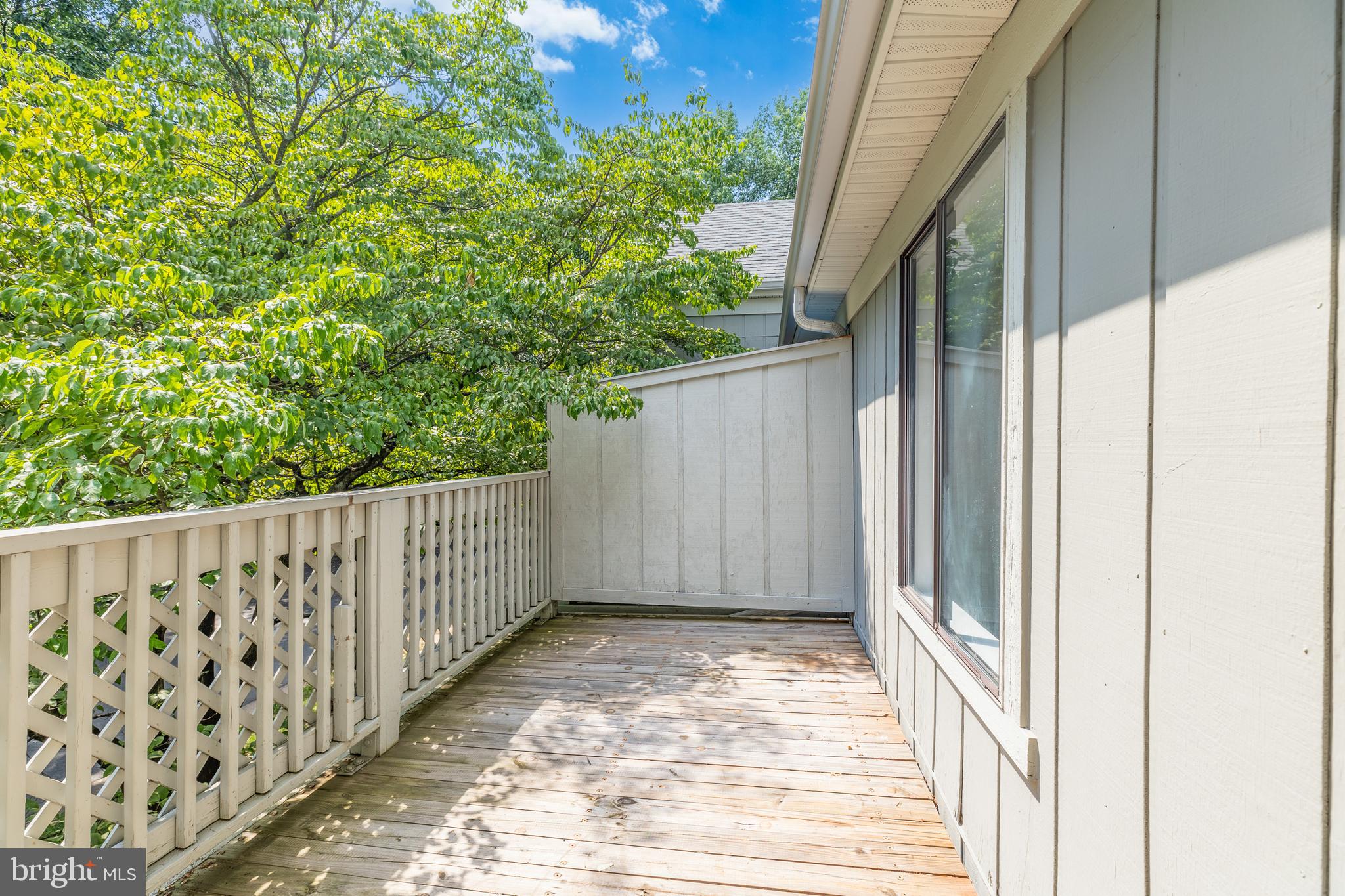 HUNTERS CROSSING - Residential