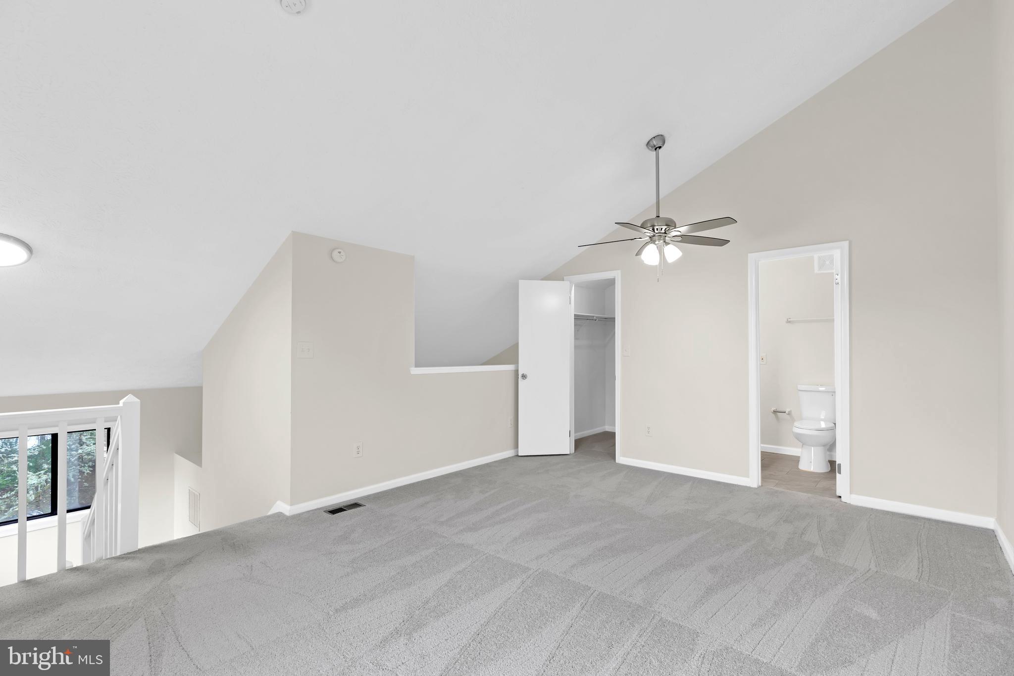 HUNTERS CROSSING - Residential