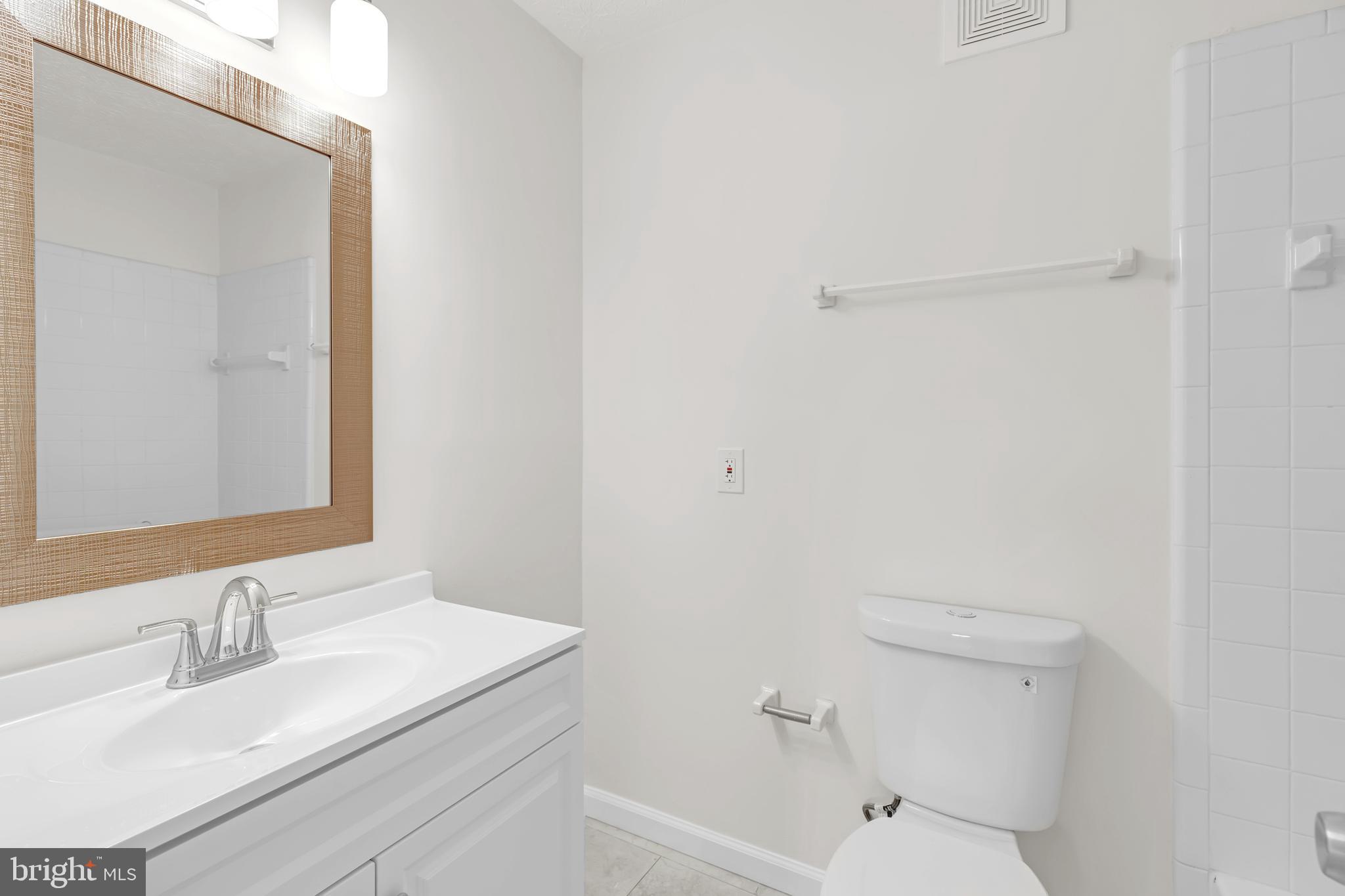 HUNTERS CROSSING - Residential