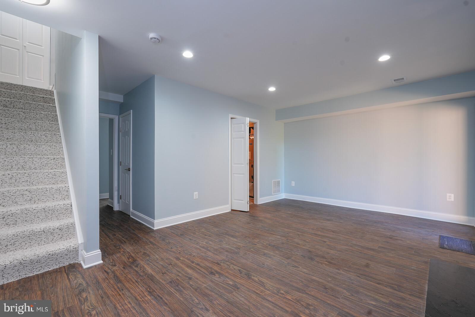 WESTFARM - Residential