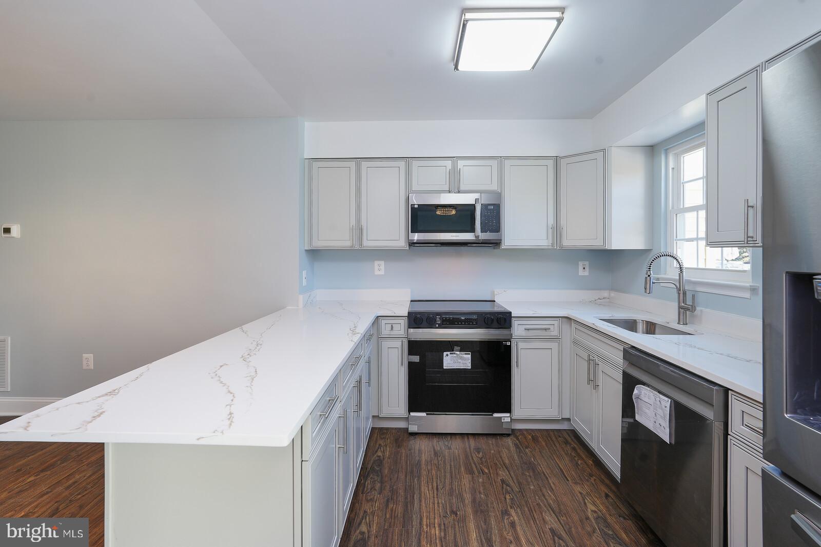 WESTFARM - Residential