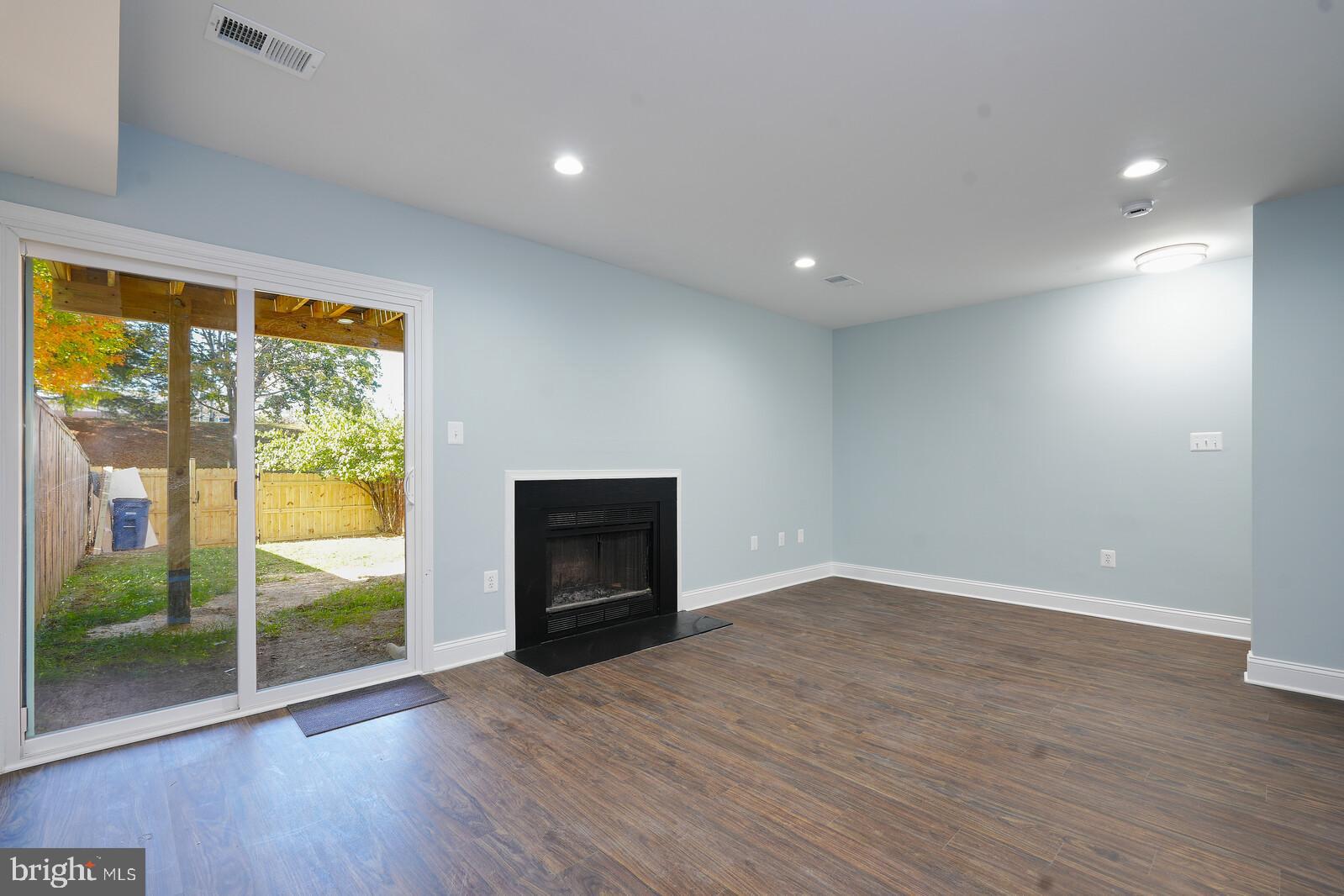 WESTFARM - Residential