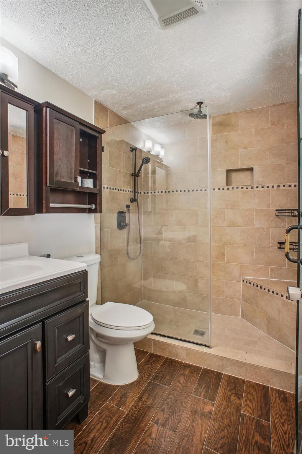 MOUNT VERNON - Residential Lease