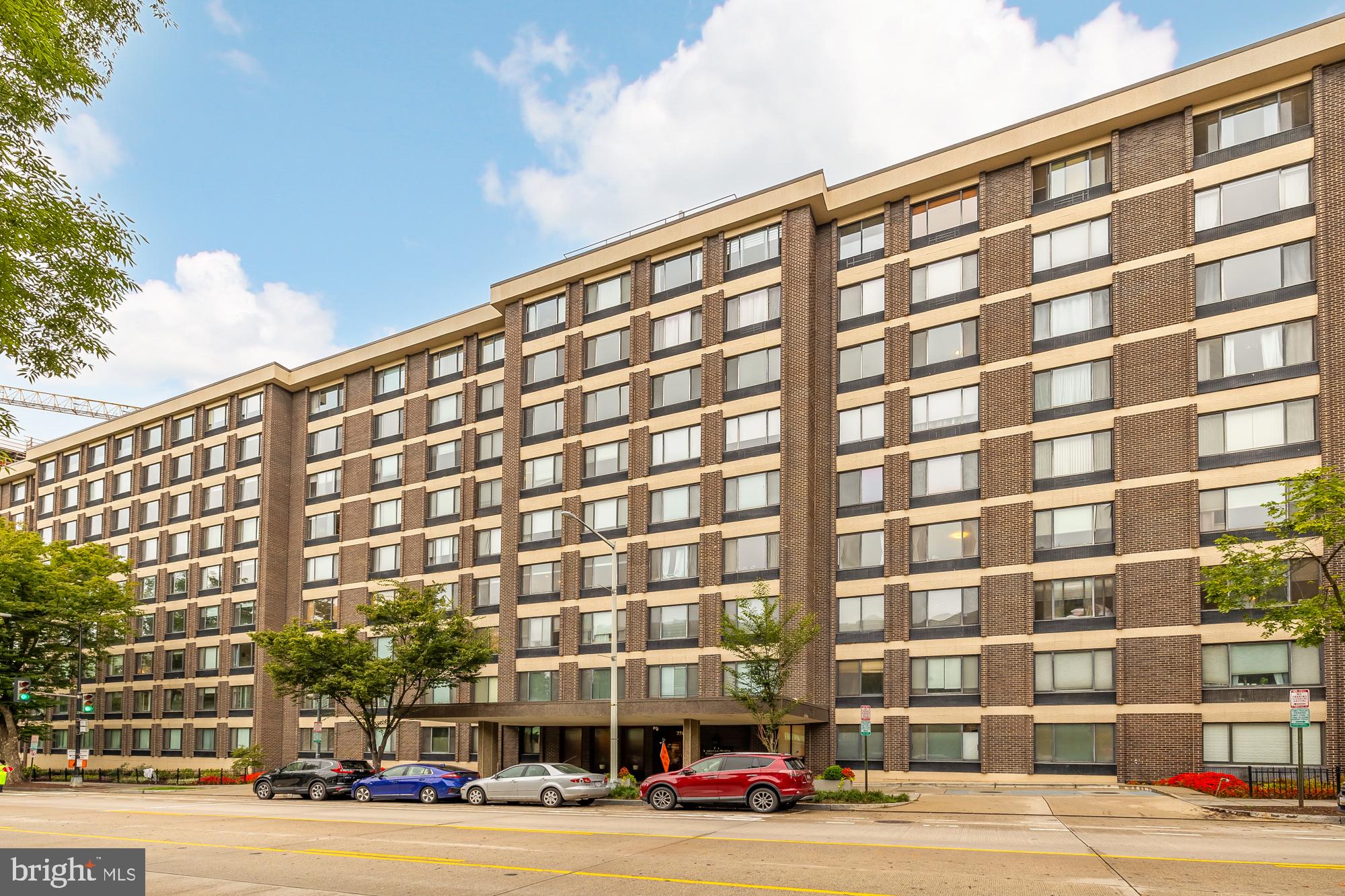 2501 CALVERT STREET NW 801