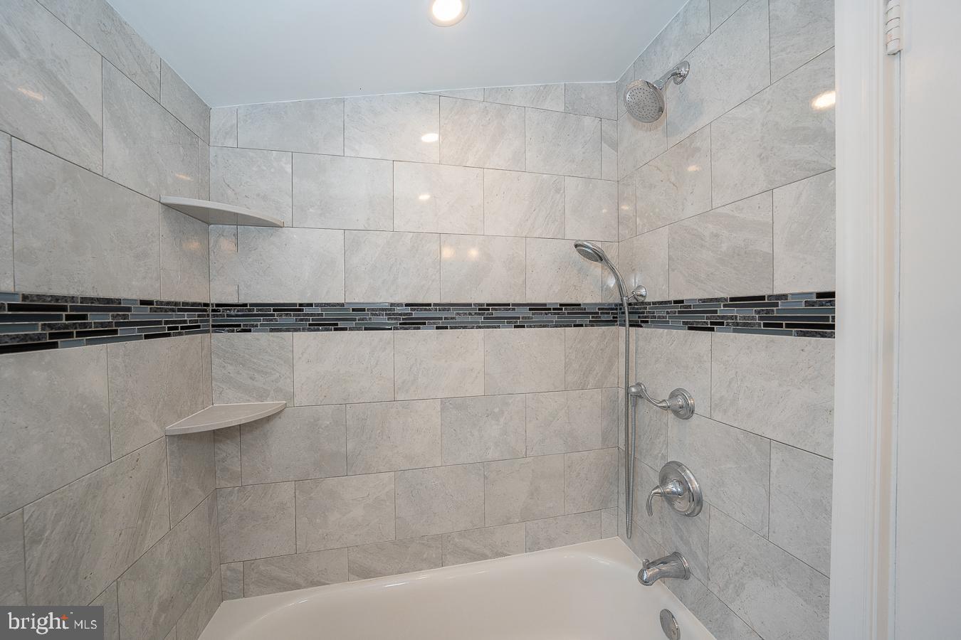 SHORTRIDGE - Residential