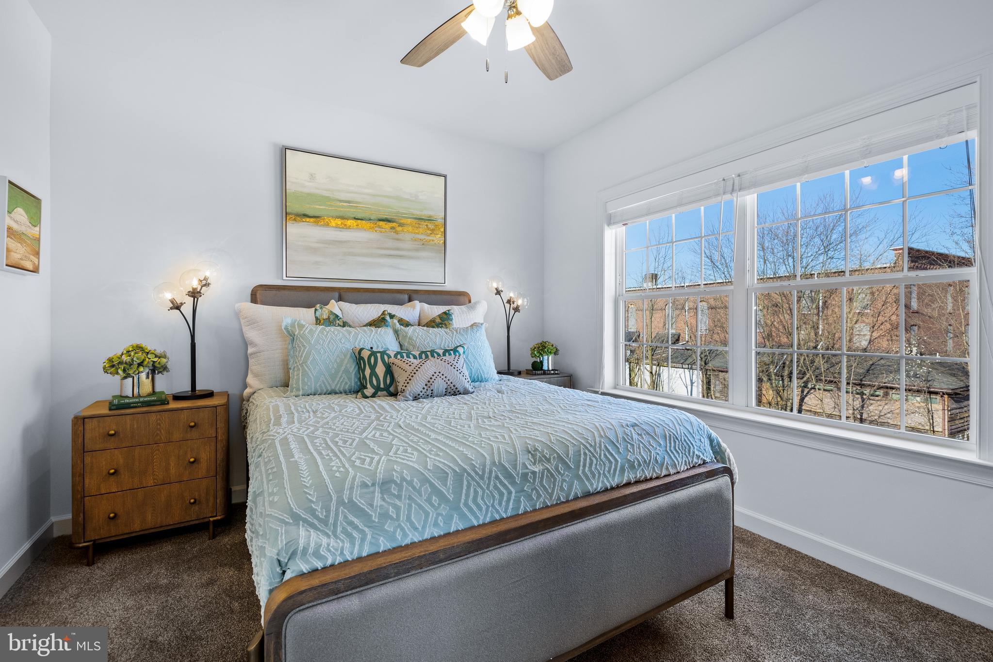 FRANKLIN SQUARE - Residential Lease