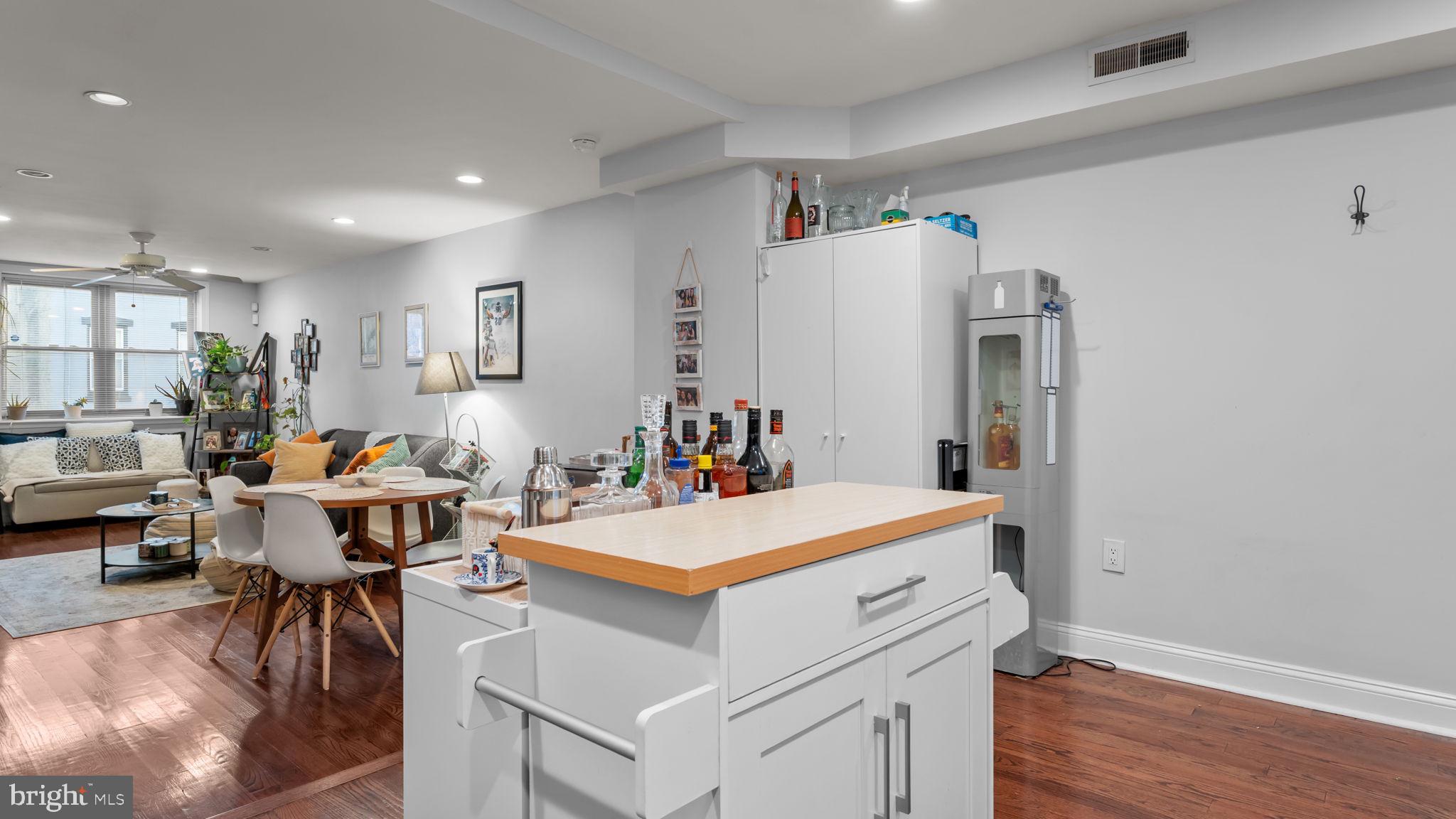 GRAYS FERRY - Residential