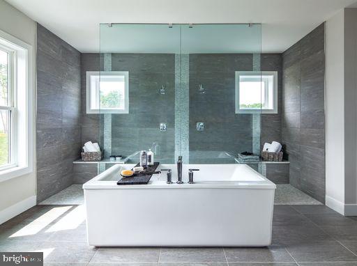 WILLOWCREEK - Residential