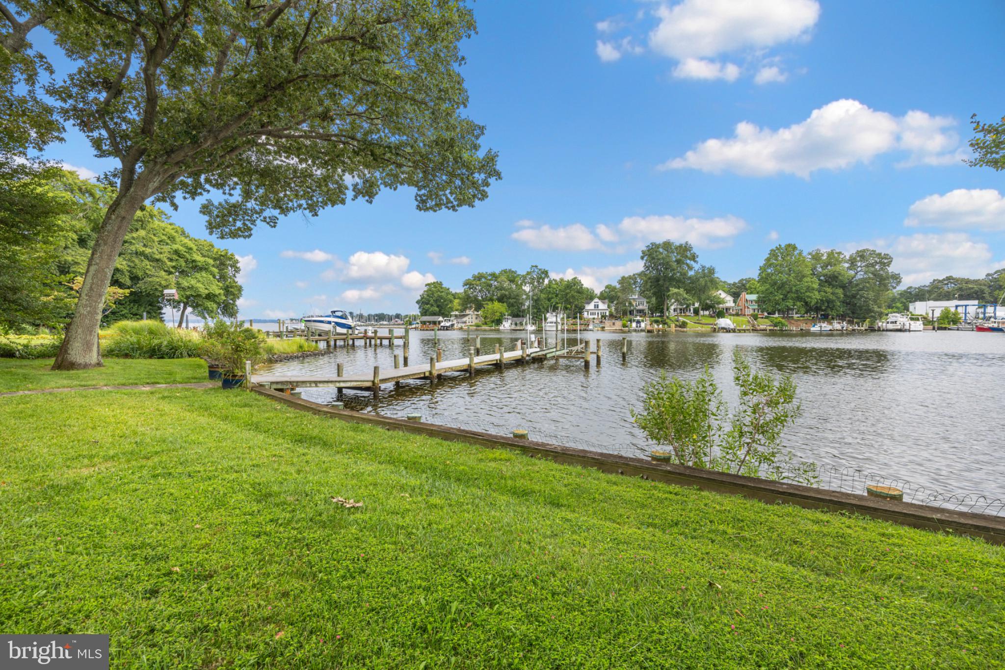 CAPE MCKINSEY - Residential