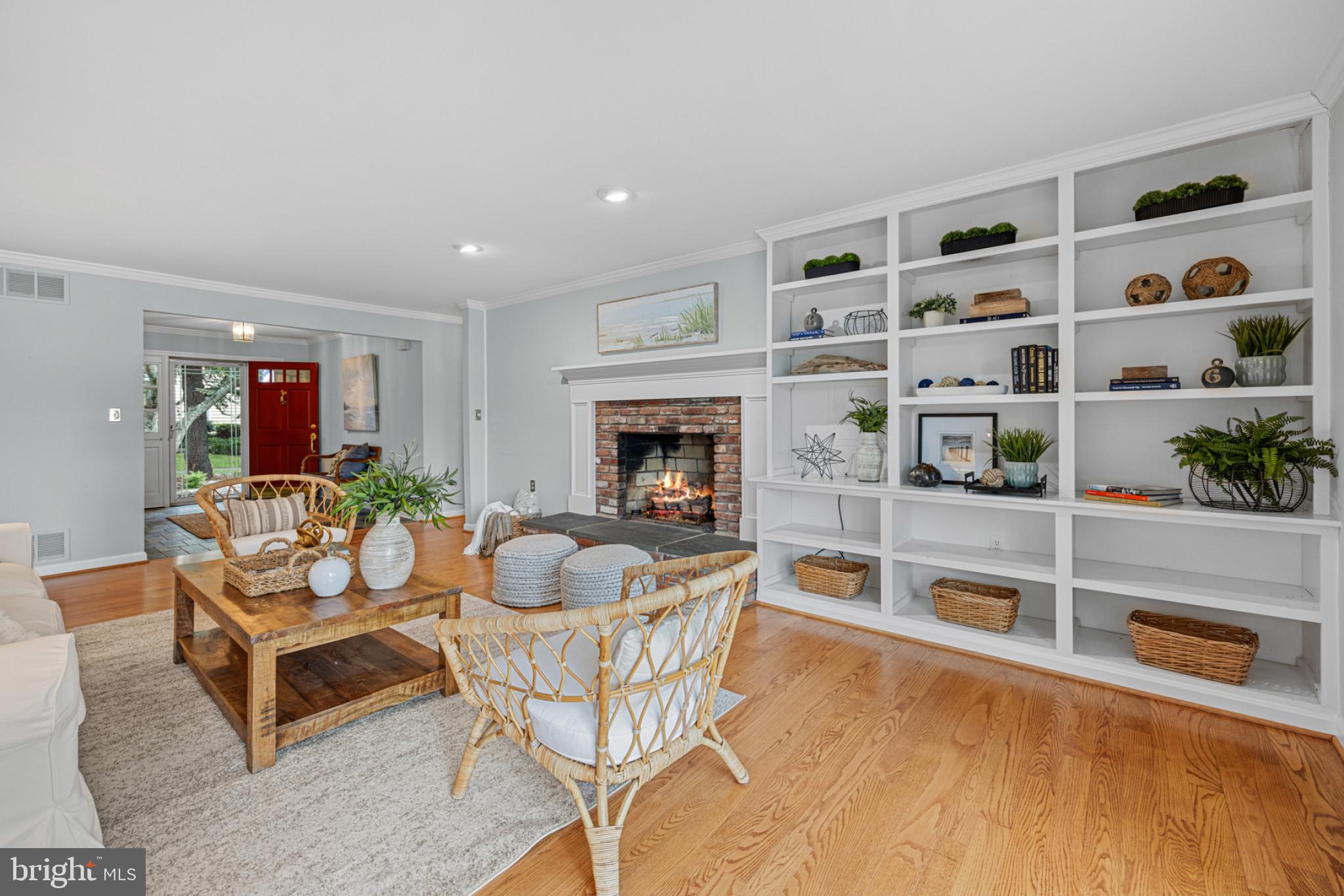 CAPE MCKINSEY - Residential