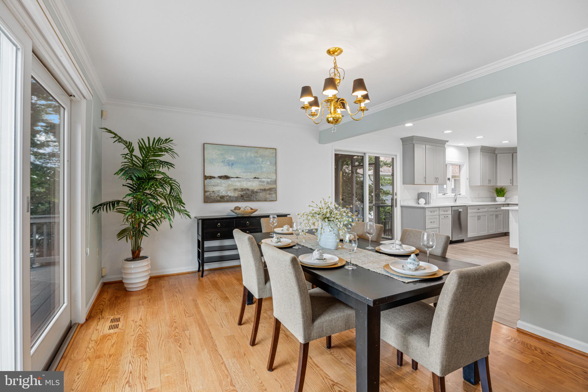 CAPE MCKINSEY - Residential