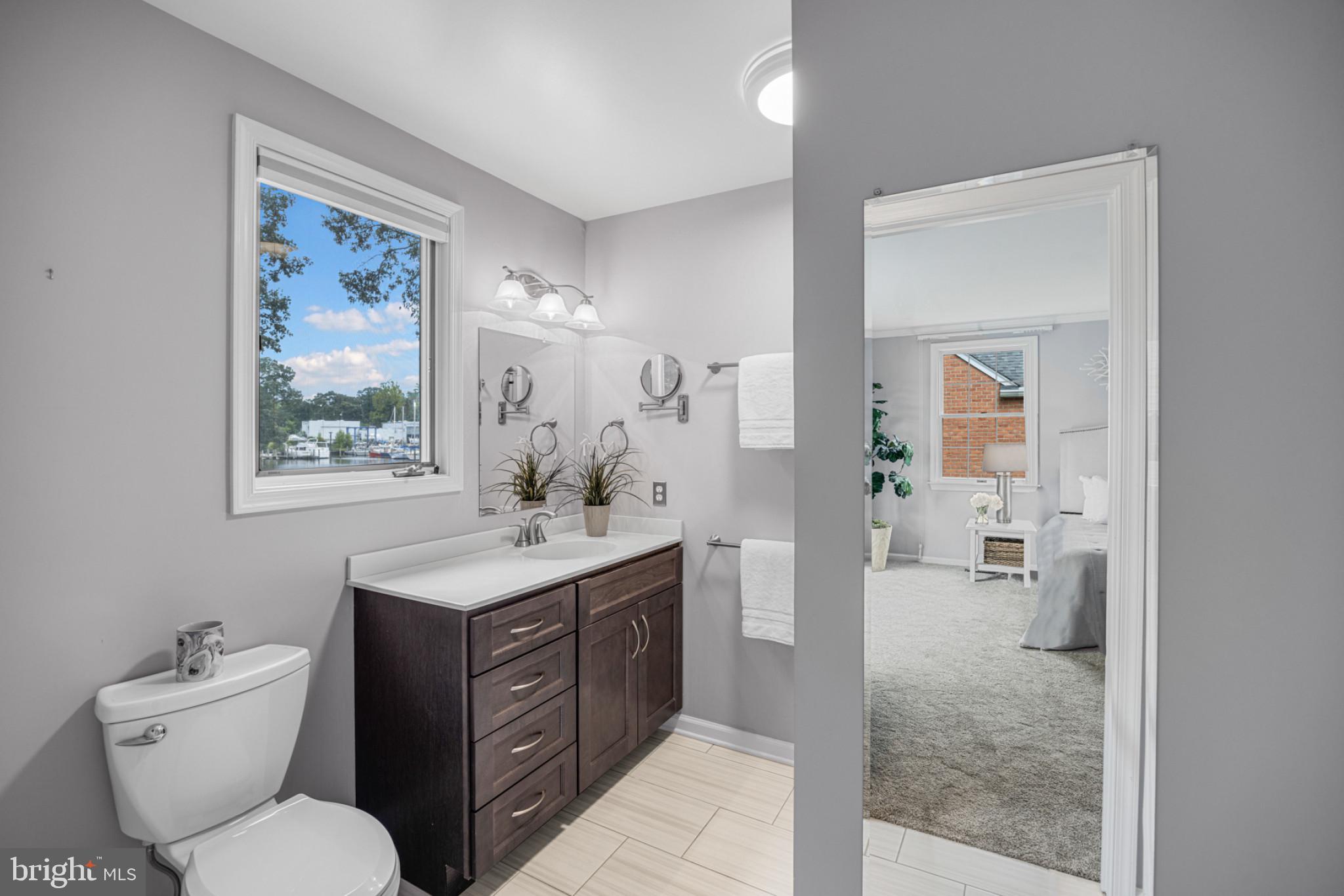 CAPE MCKINSEY - Residential