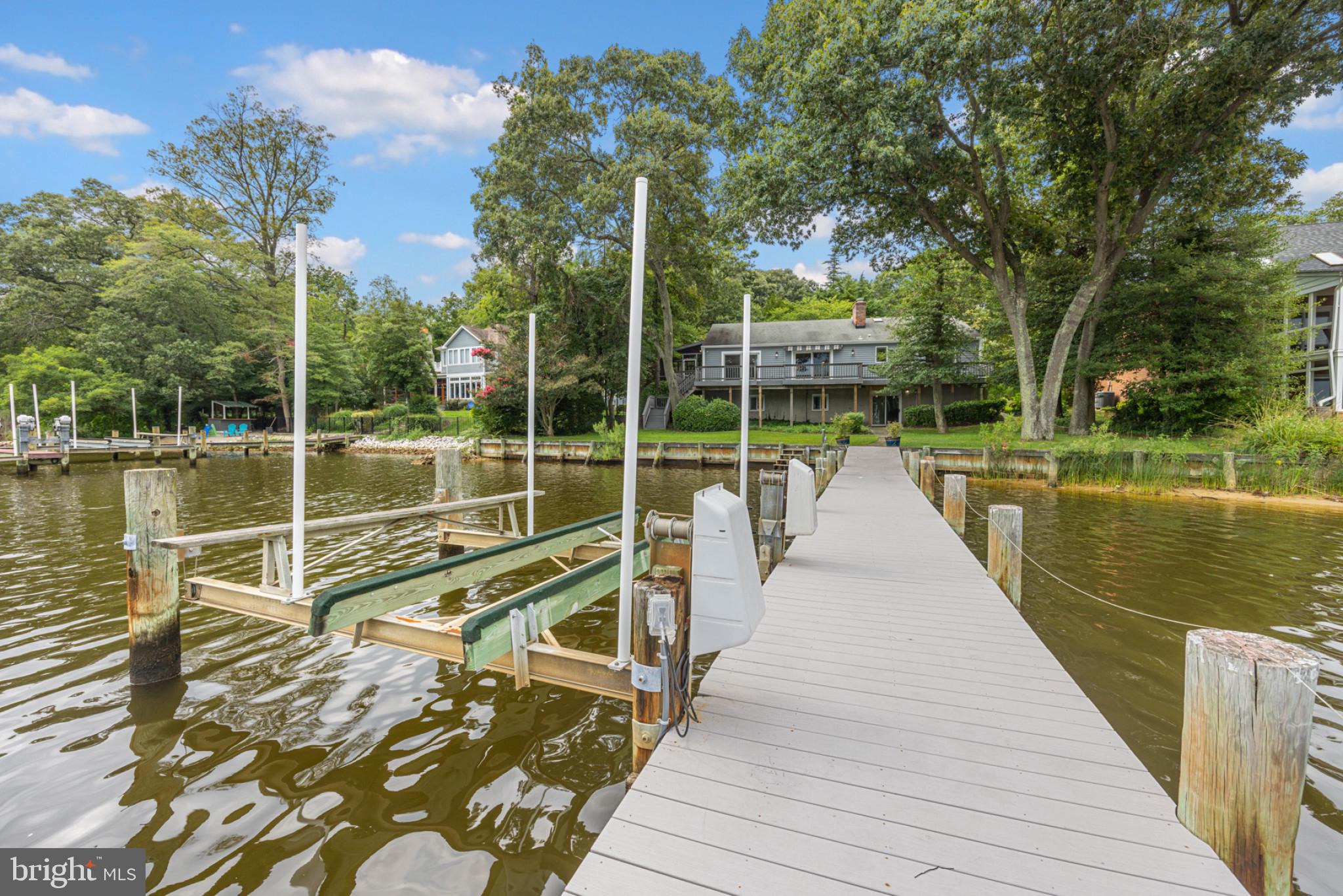 CAPE MCKINSEY - Residential