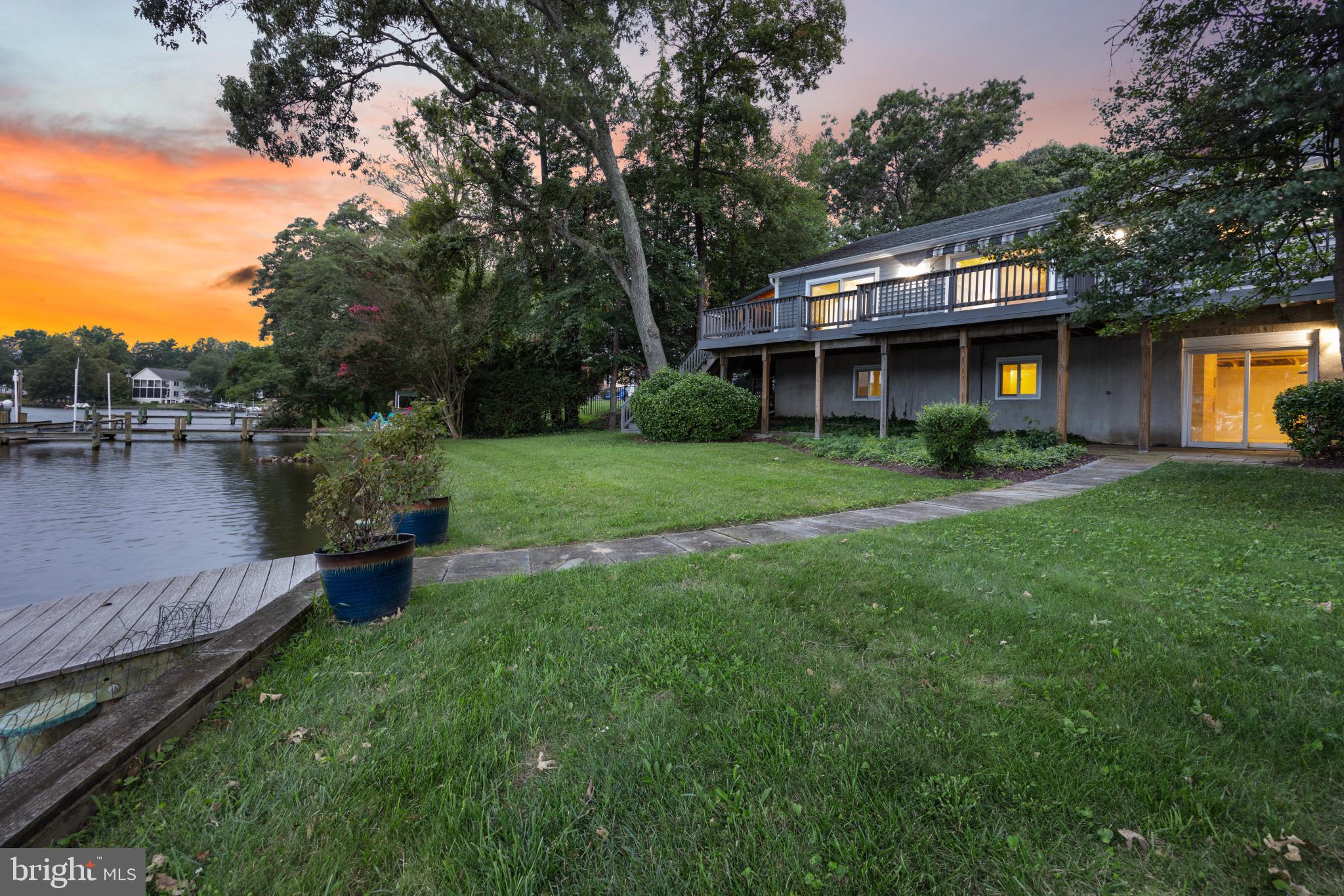 CAPE MCKINSEY - Residential