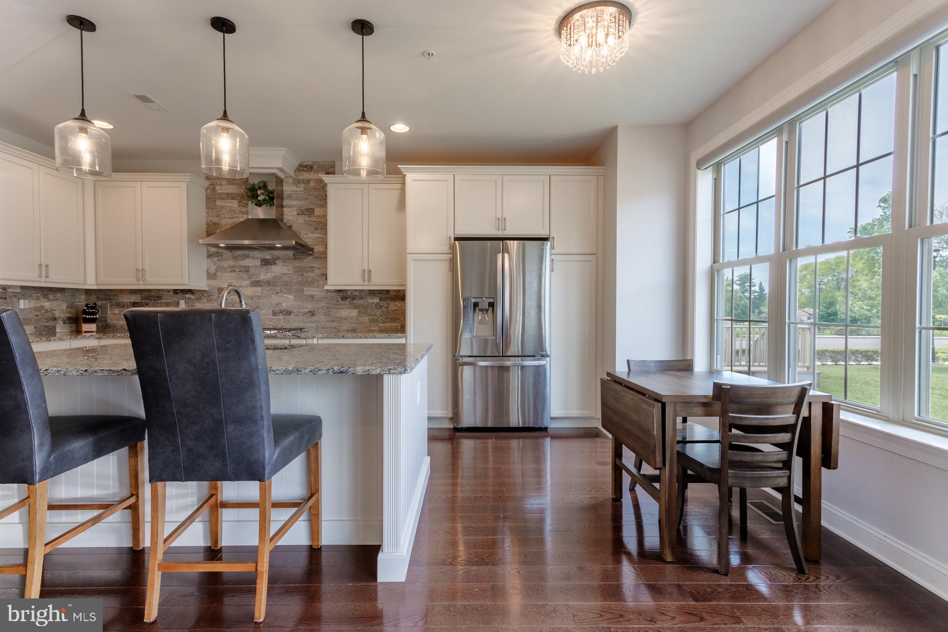 WALDEN SQUARE - Residential