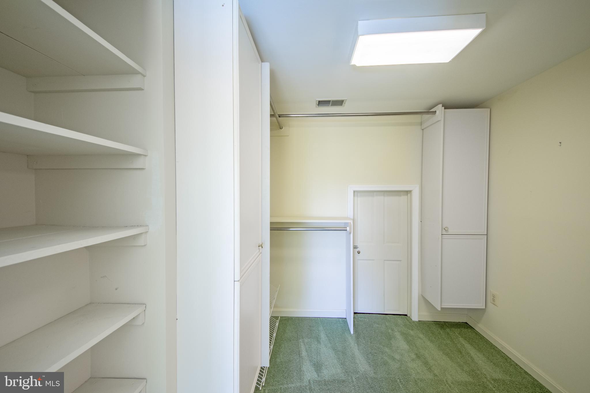 BELLE POINT FARM - Residential