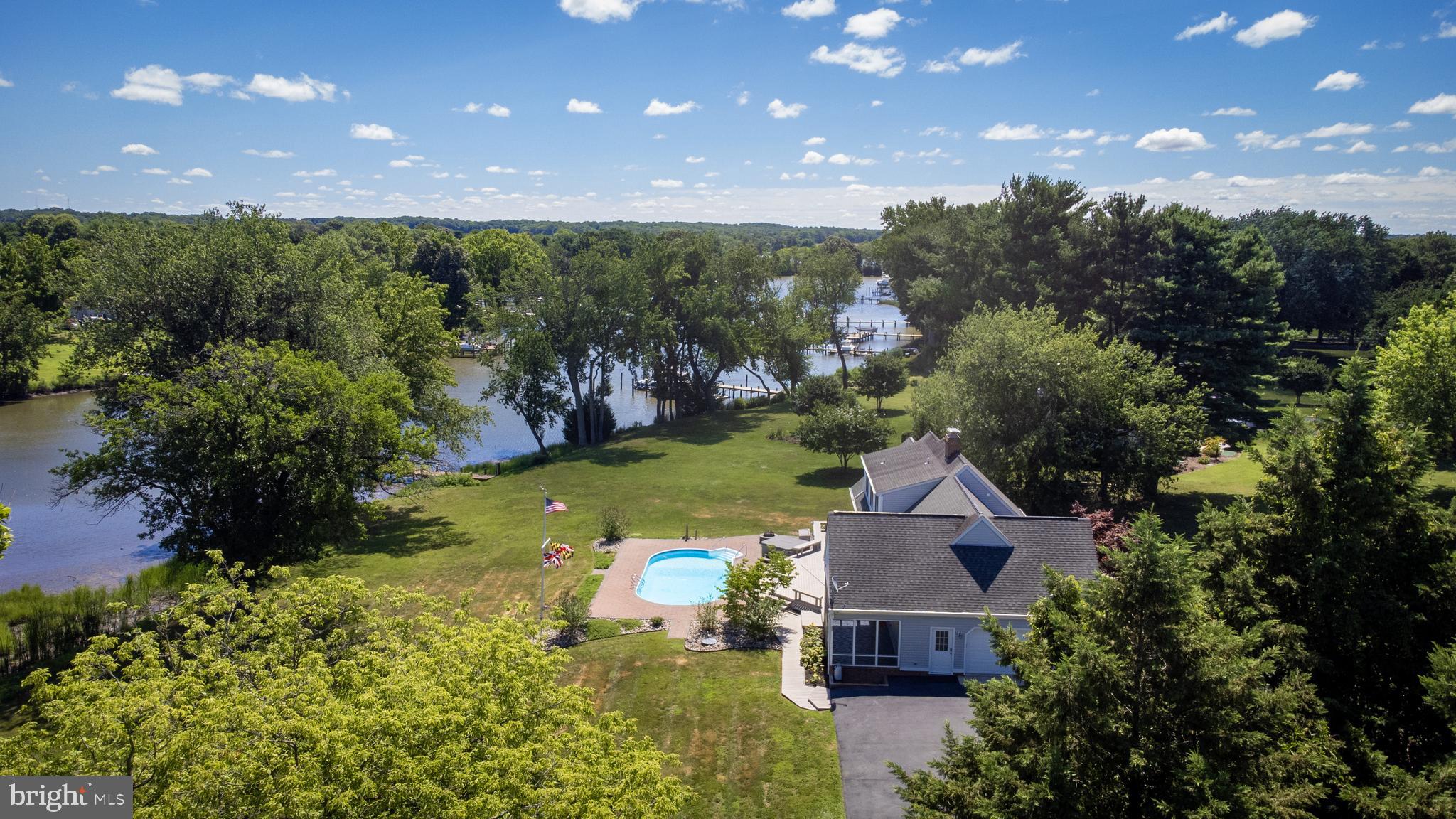 BELLE POINT FARM - Residential