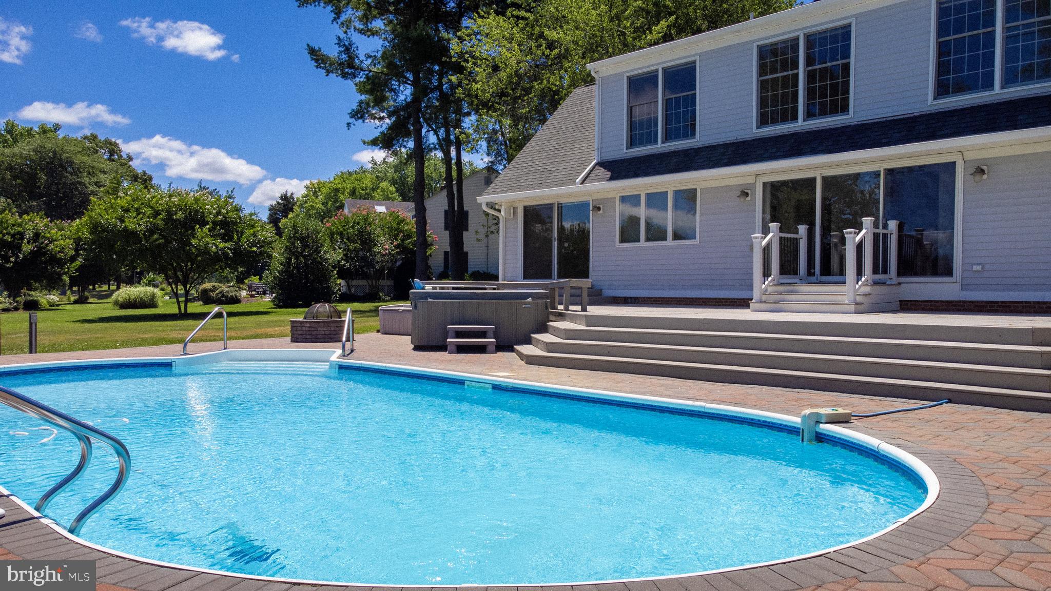 BELLE POINT FARM - Residential