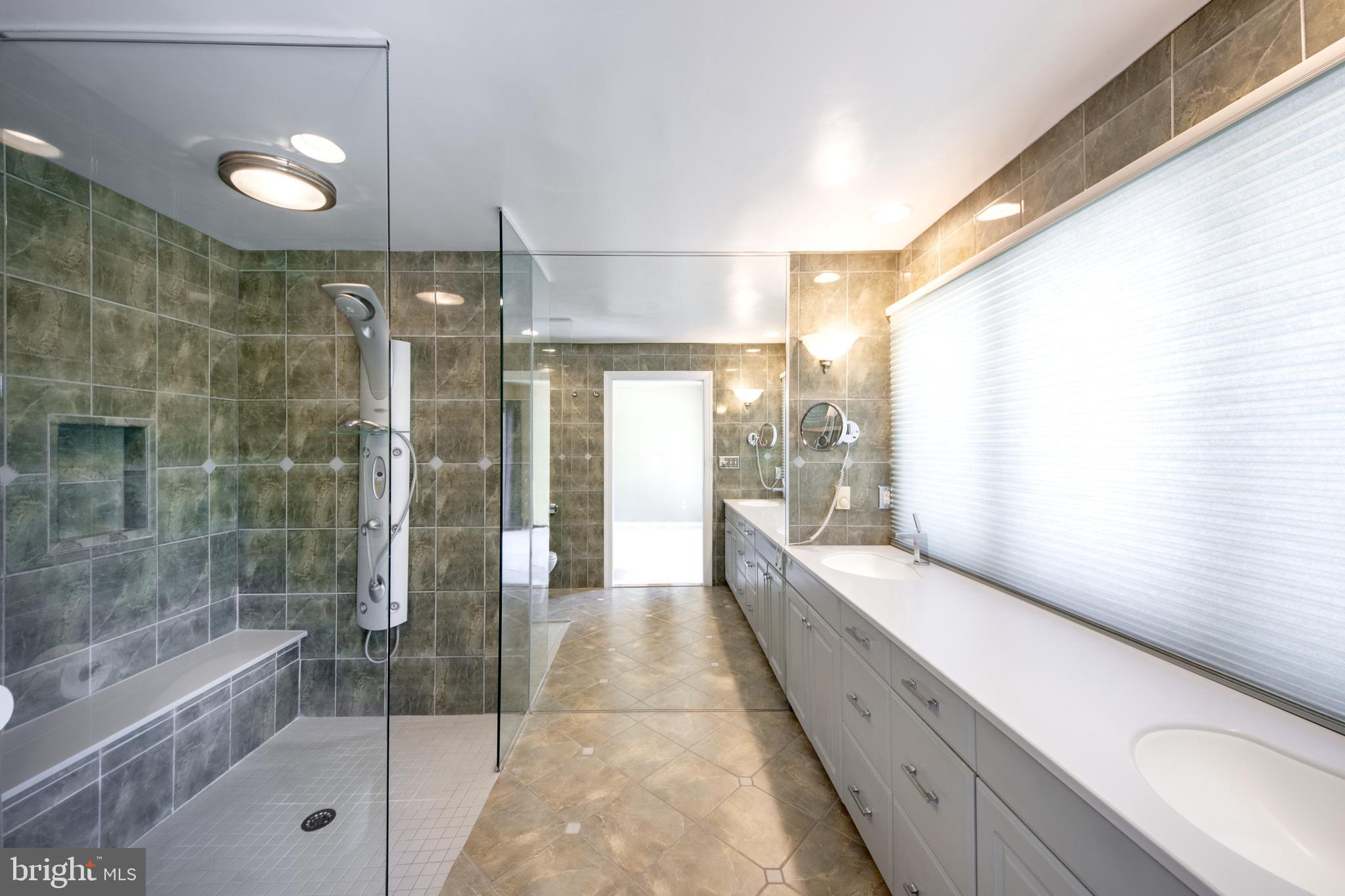 BELLE POINT FARM - Residential