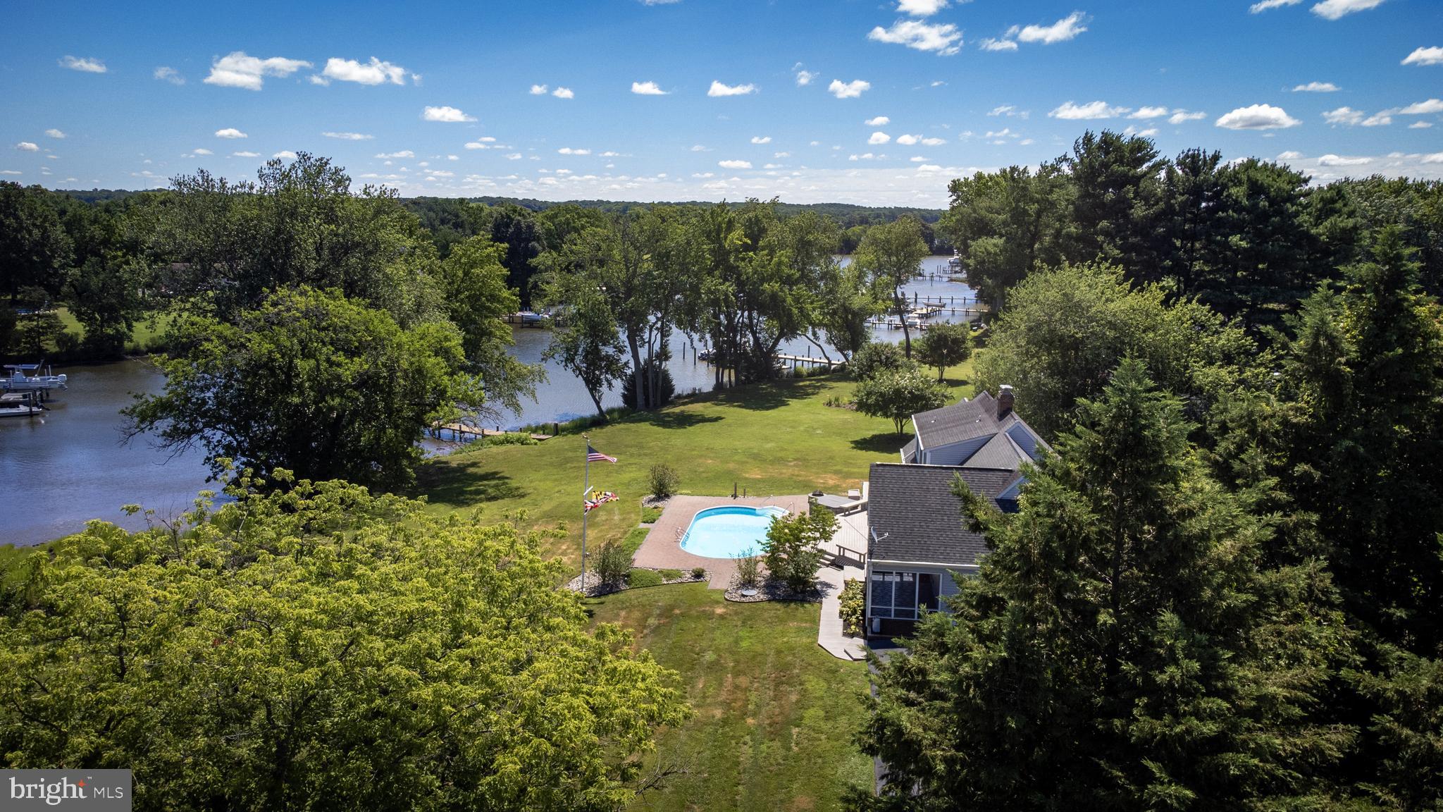 BELLE POINT FARM - Residential