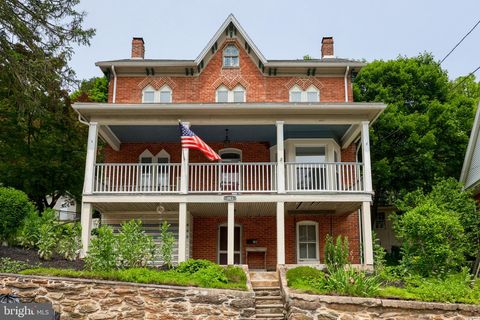 Photo for 143 HANOVER STREET