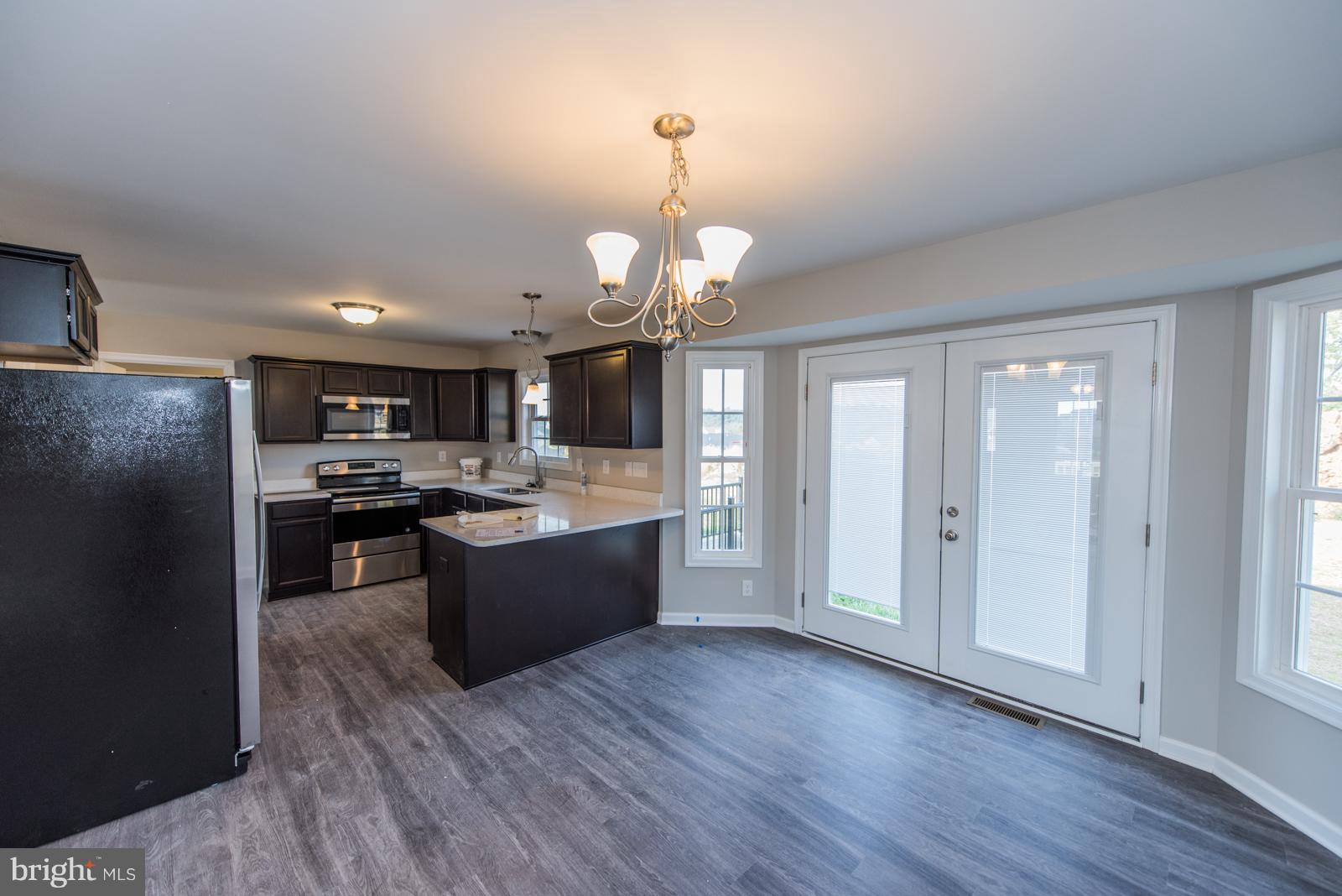 BENTWOOD ESTATES - Residential