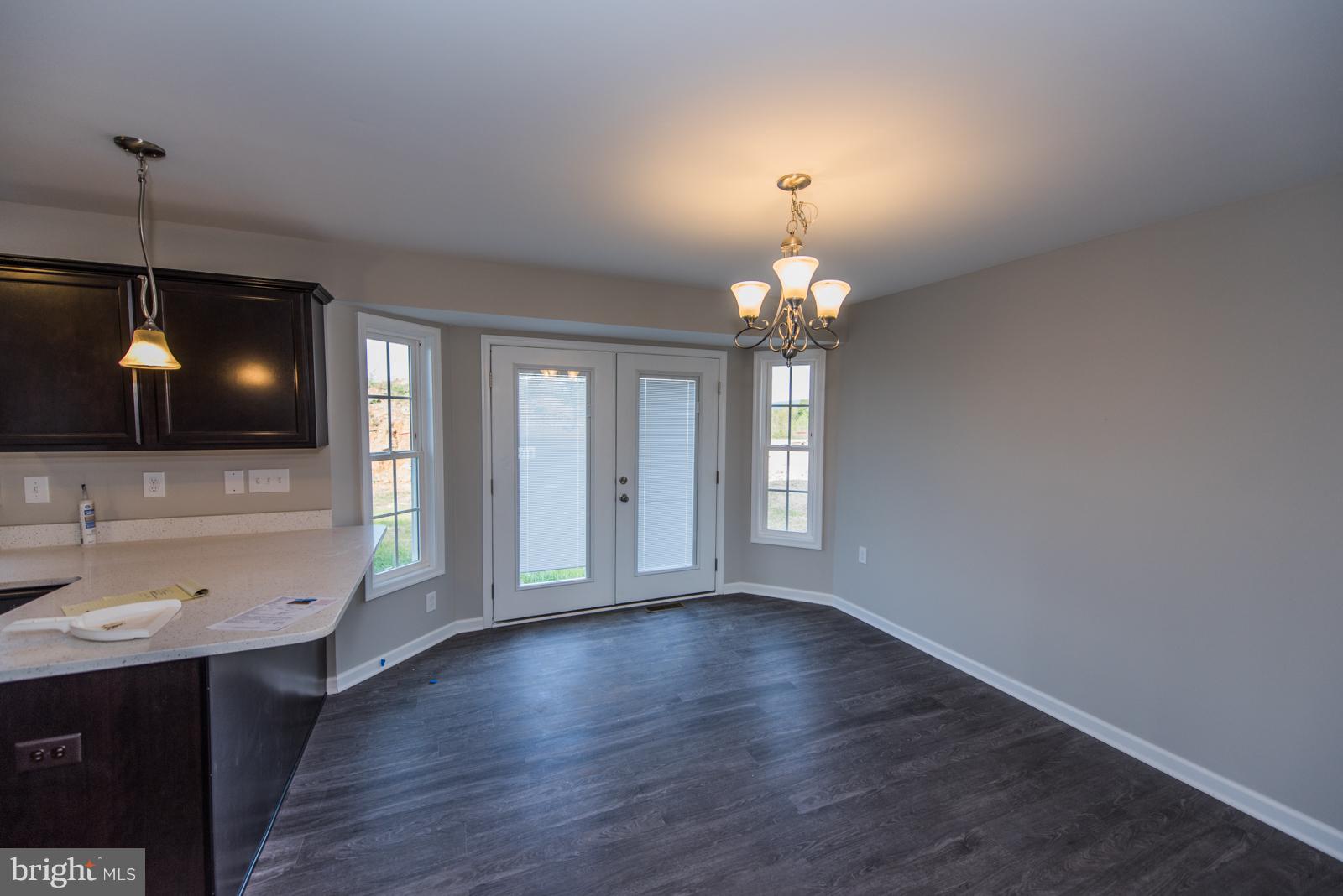 BENTWOOD ESTATES - Residential