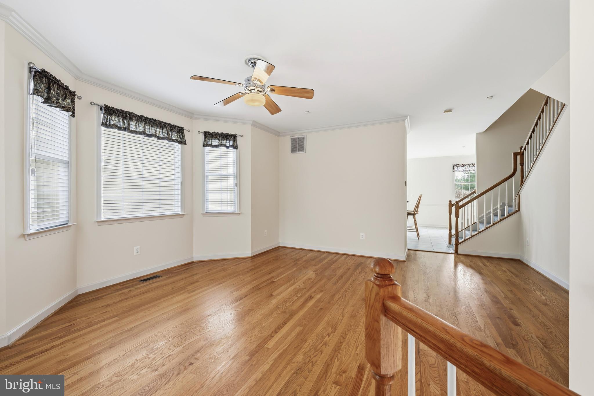 OAK HOLLOW - Residential