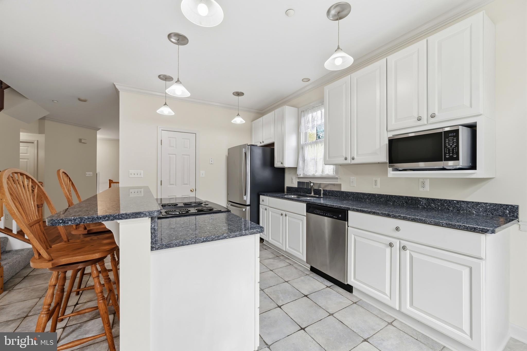 OAK HOLLOW - Residential