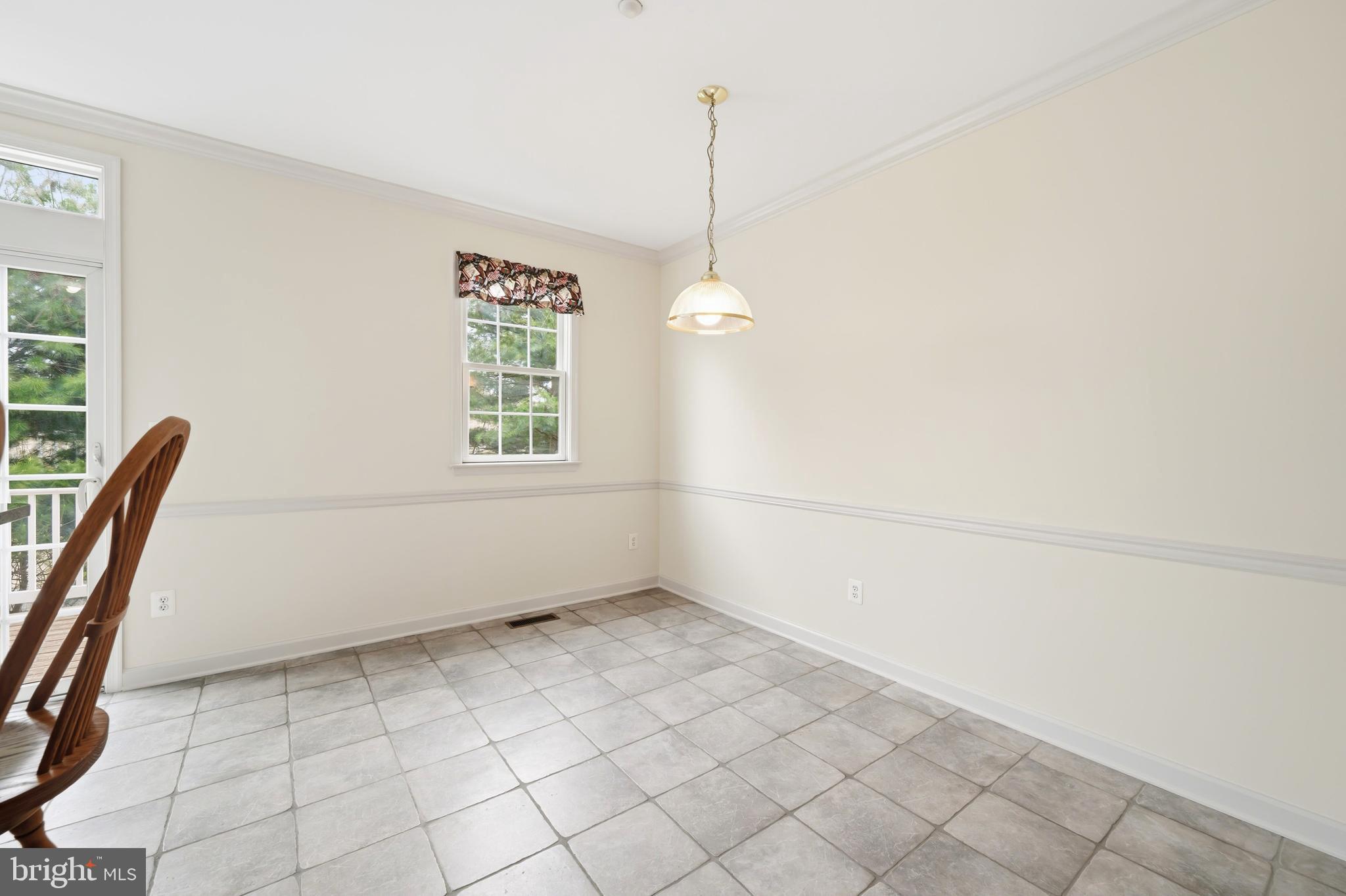 OAK HOLLOW - Residential