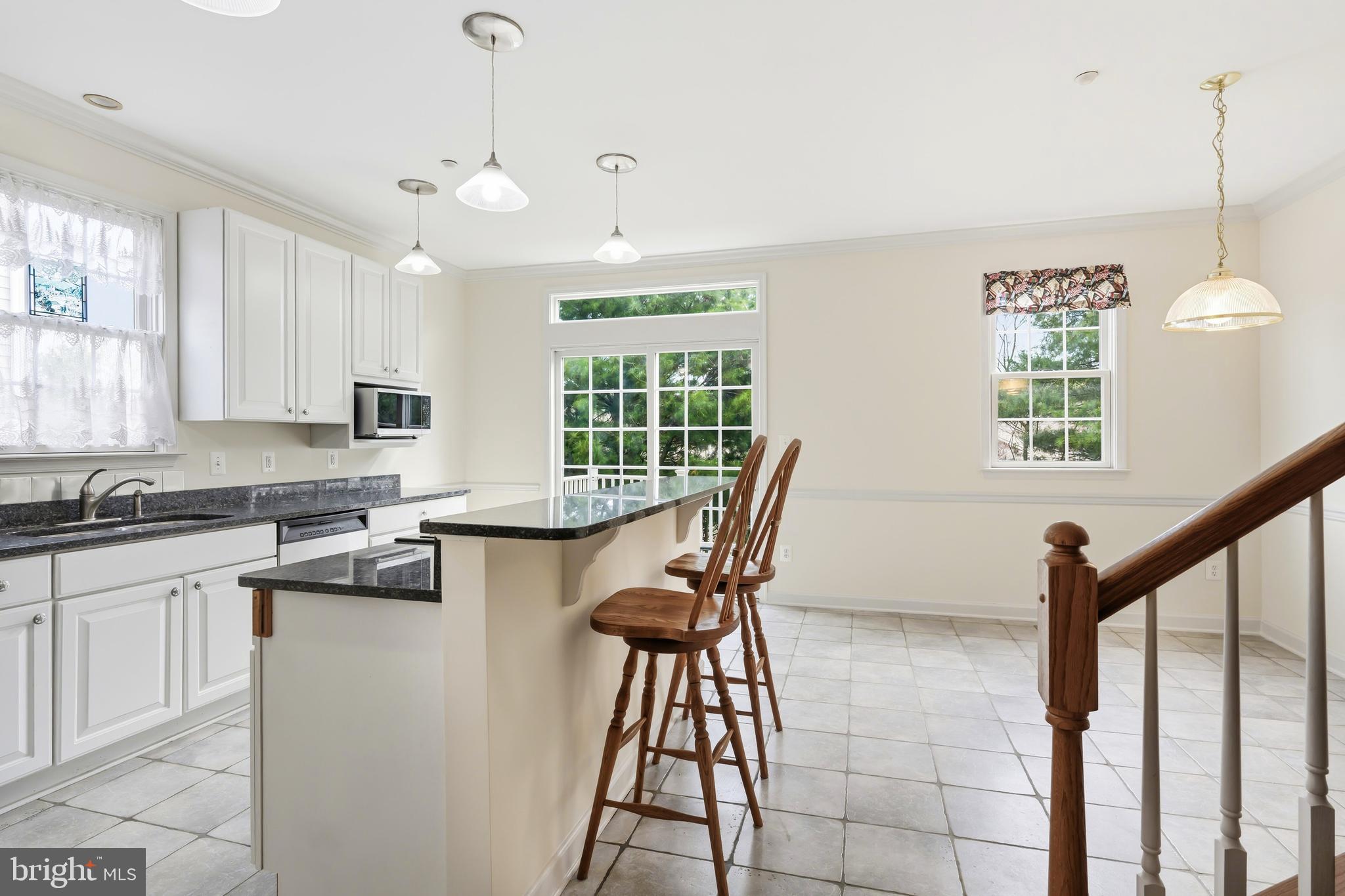 OAK HOLLOW - Residential