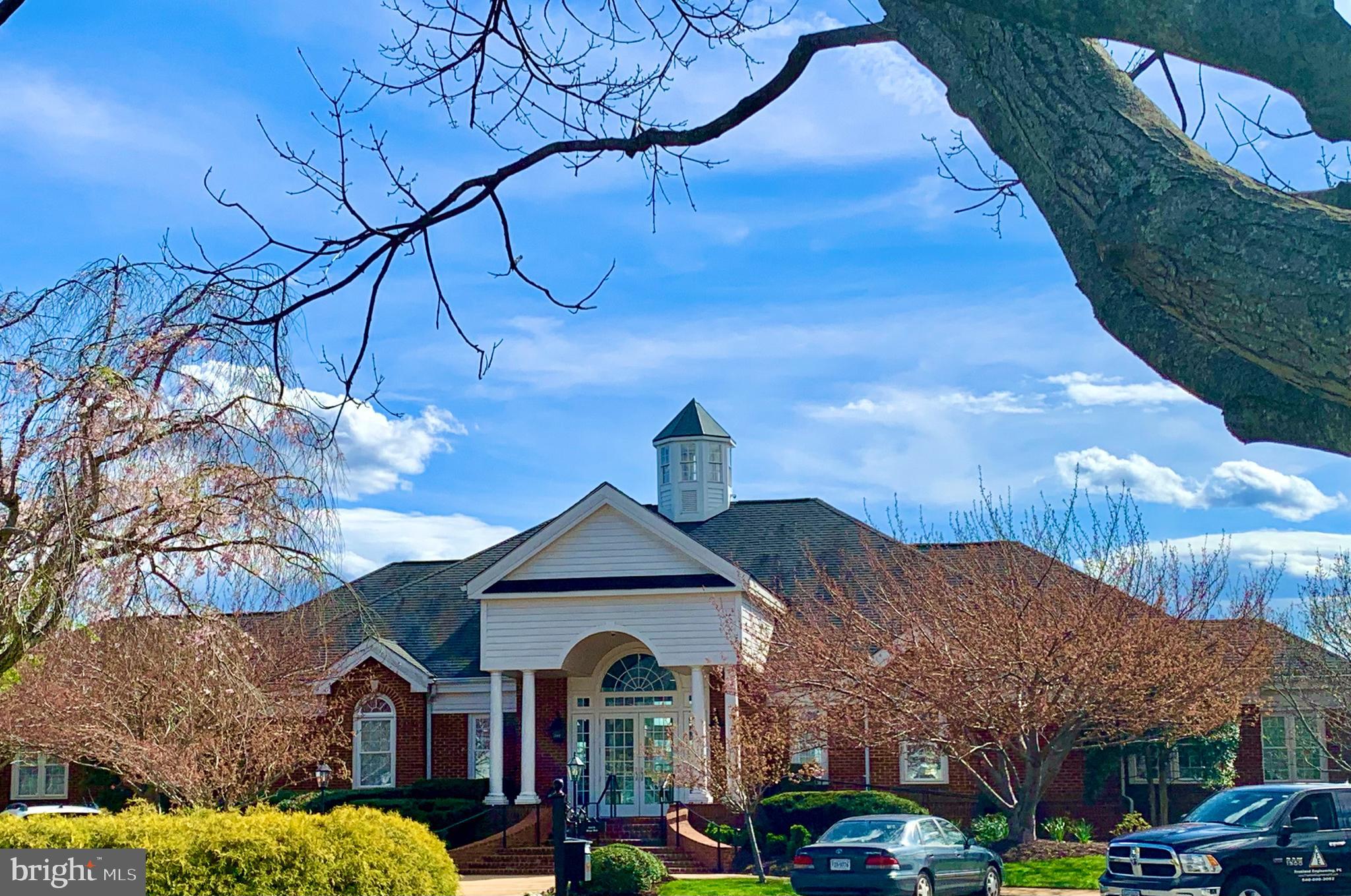 FAWN LAKE - Residential