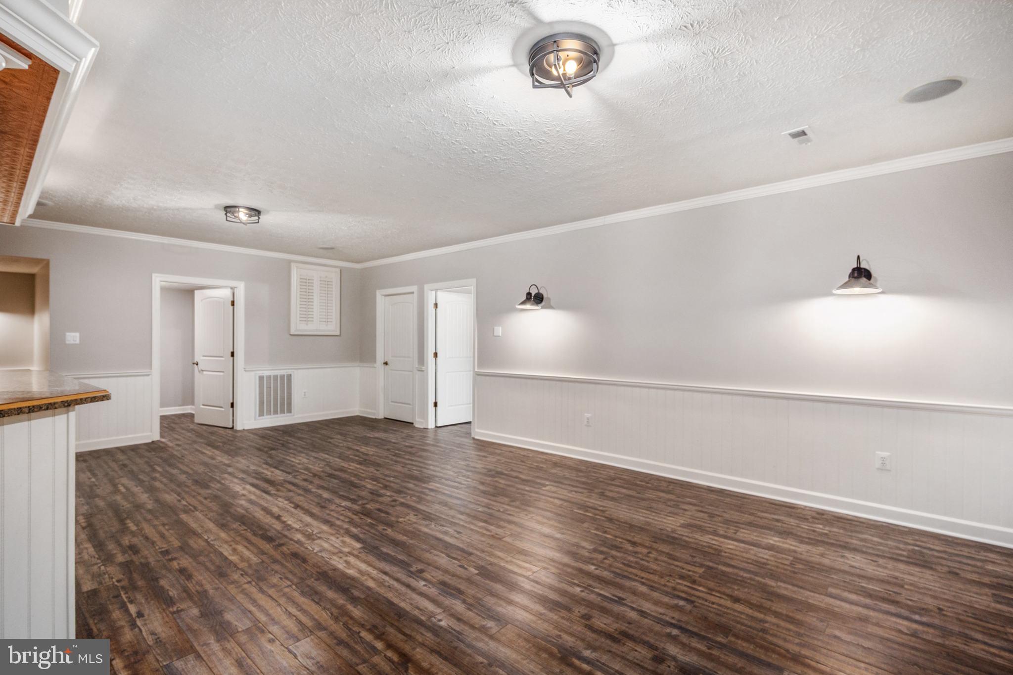 FAWN LAKE - Residential