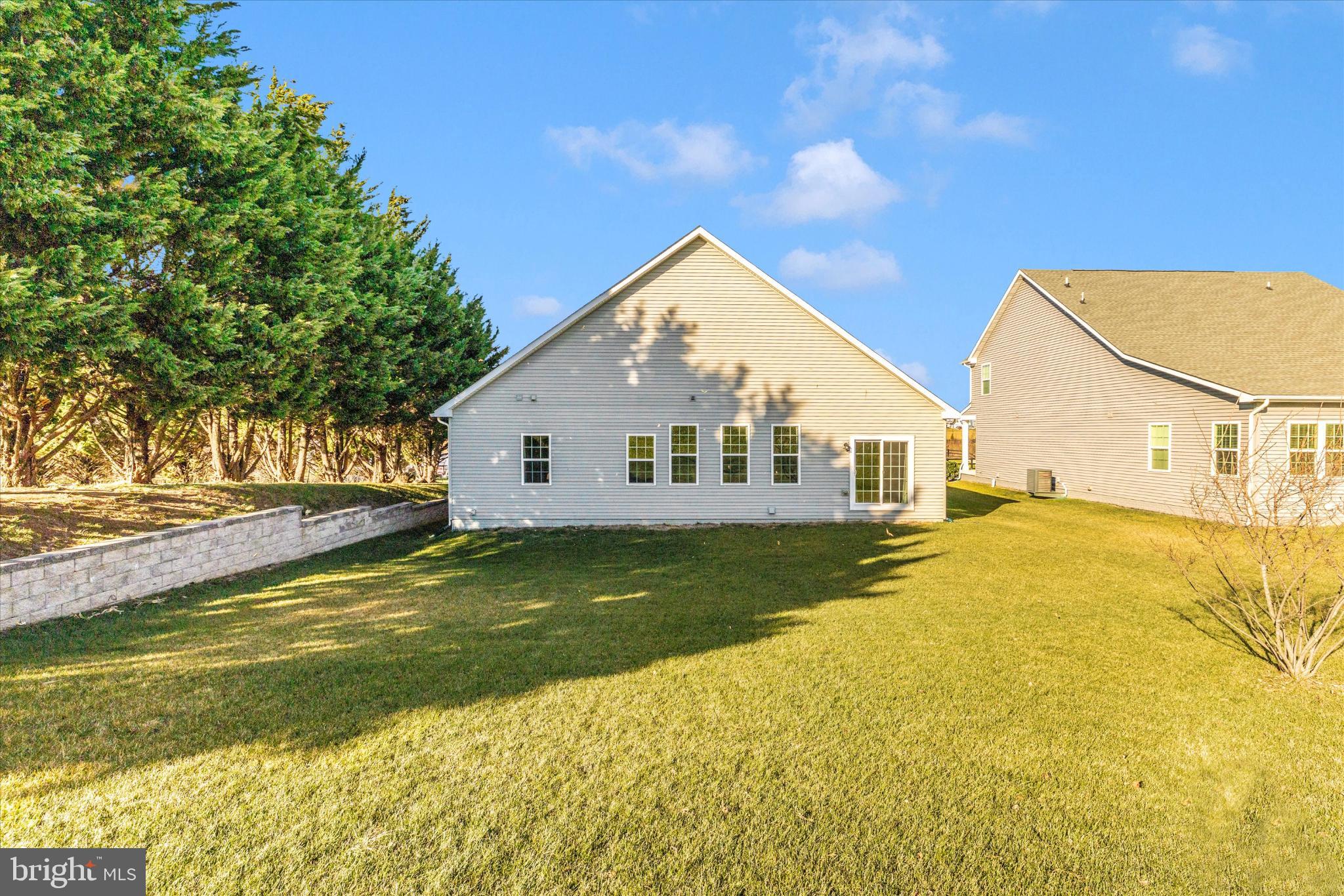 WOODBOURNE MANOR - Residential