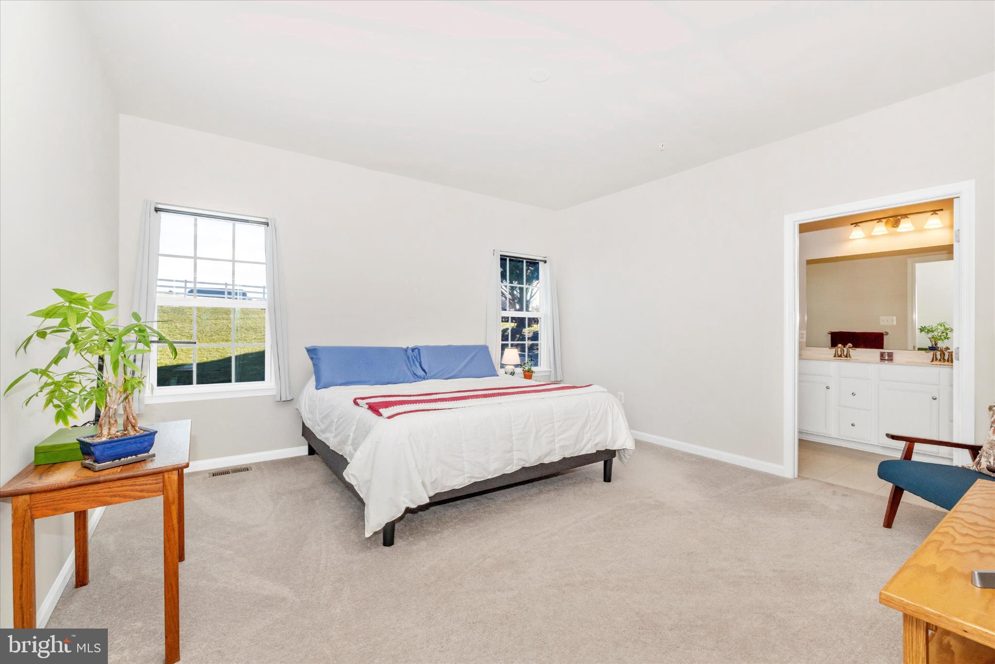 WOODBOURNE MANOR - Residential