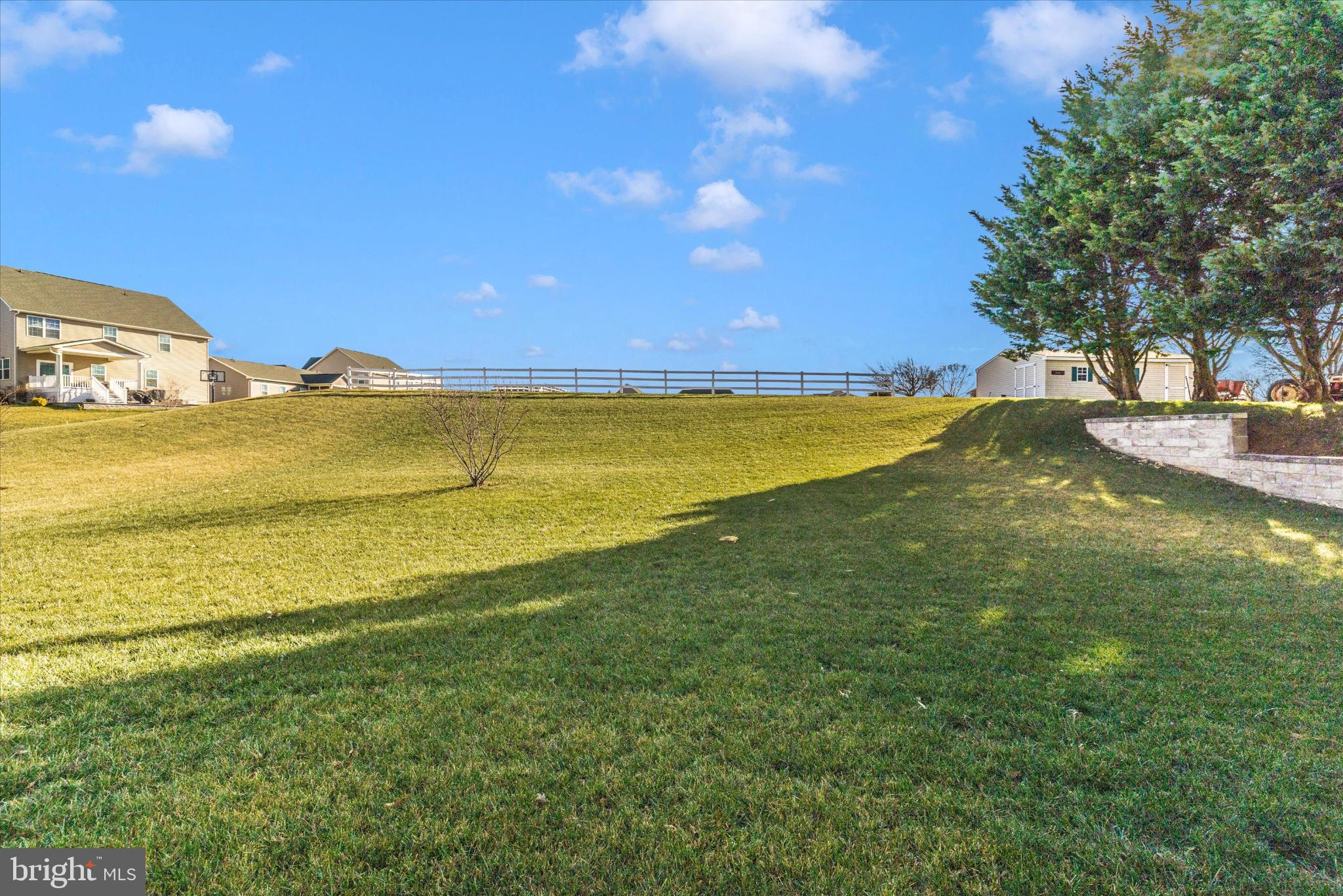 WOODBOURNE MANOR - Residential