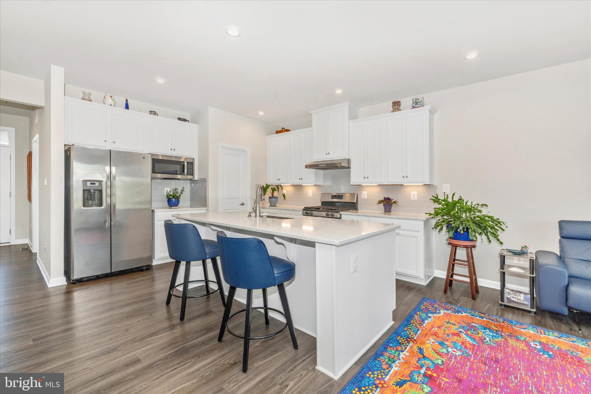 WOODBOURNE MANOR - Residential