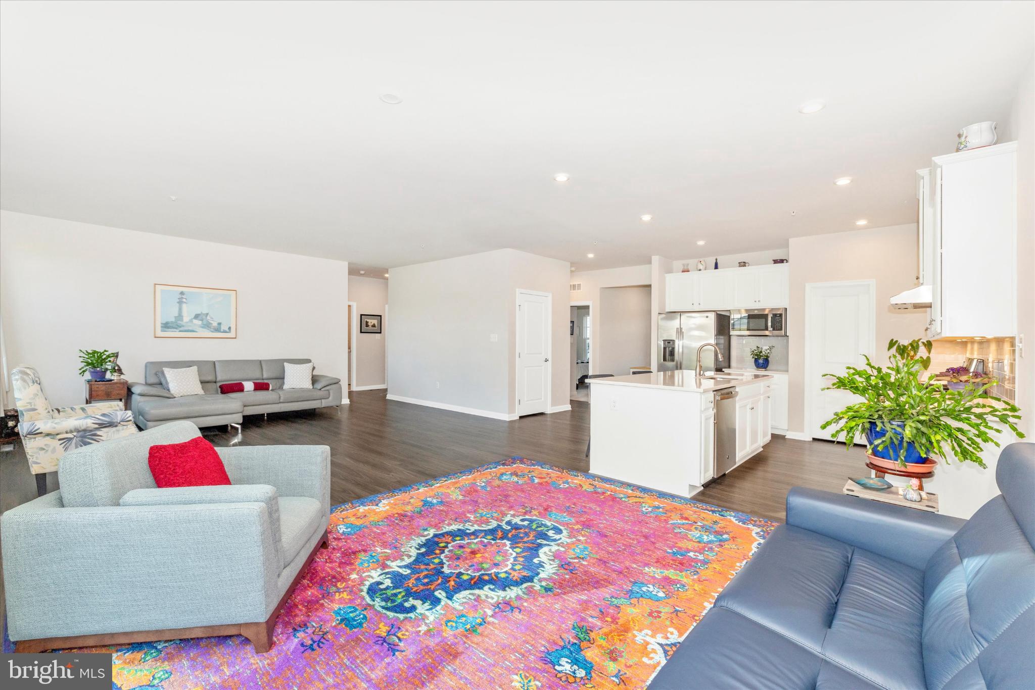 WOODBOURNE MANOR - Residential