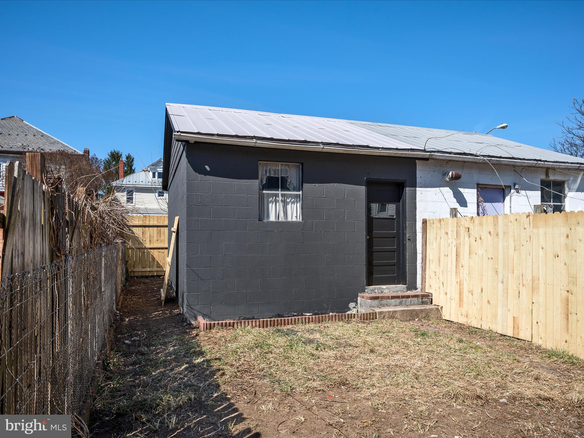 MARTINSBURG CITY - Residential