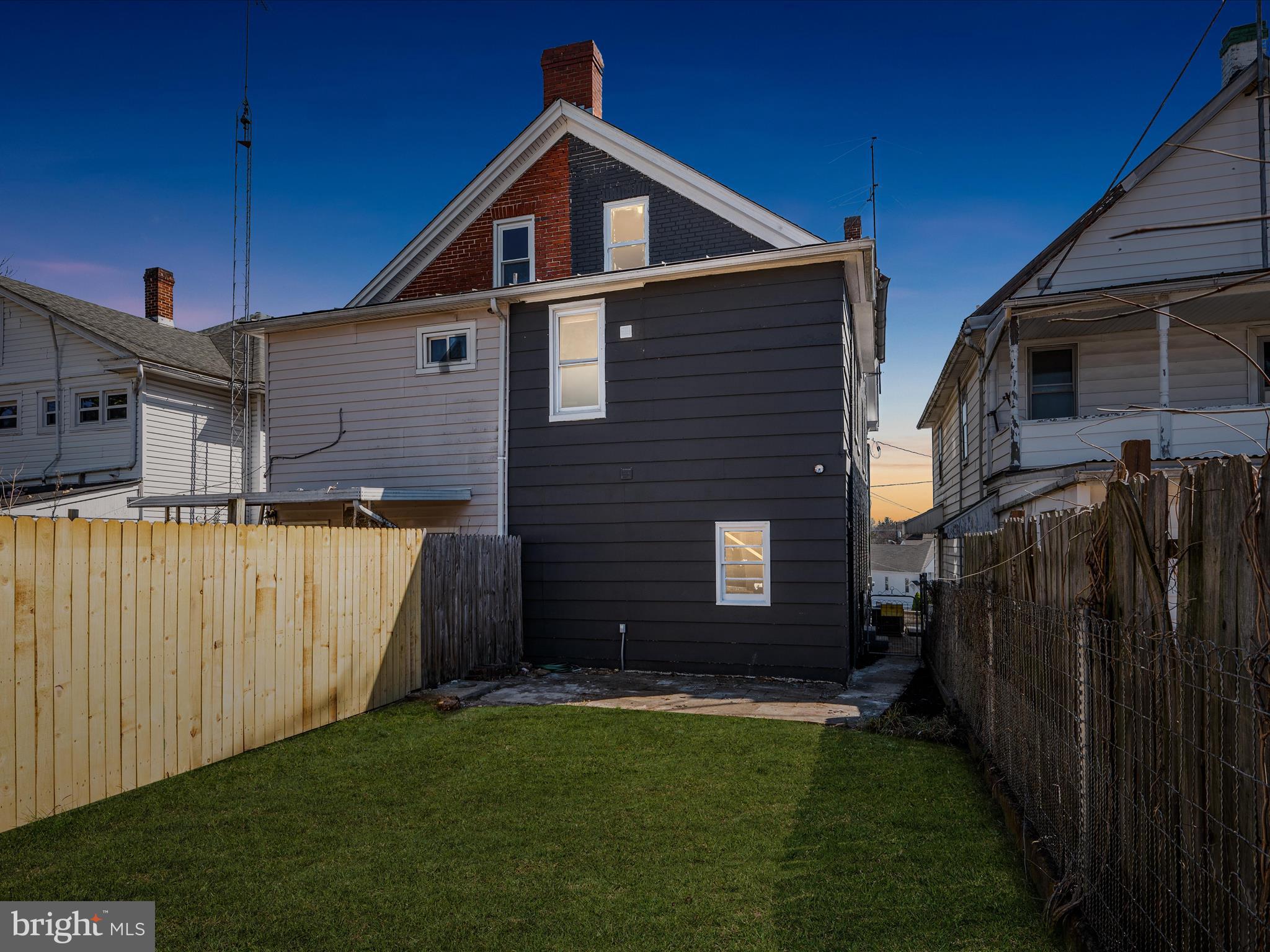 MARTINSBURG CITY - Residential